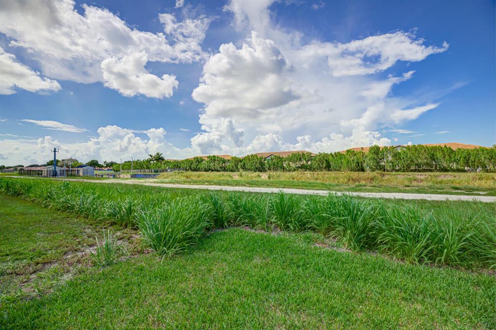 DELRAY GARDEN ESTATES 3 - Residential