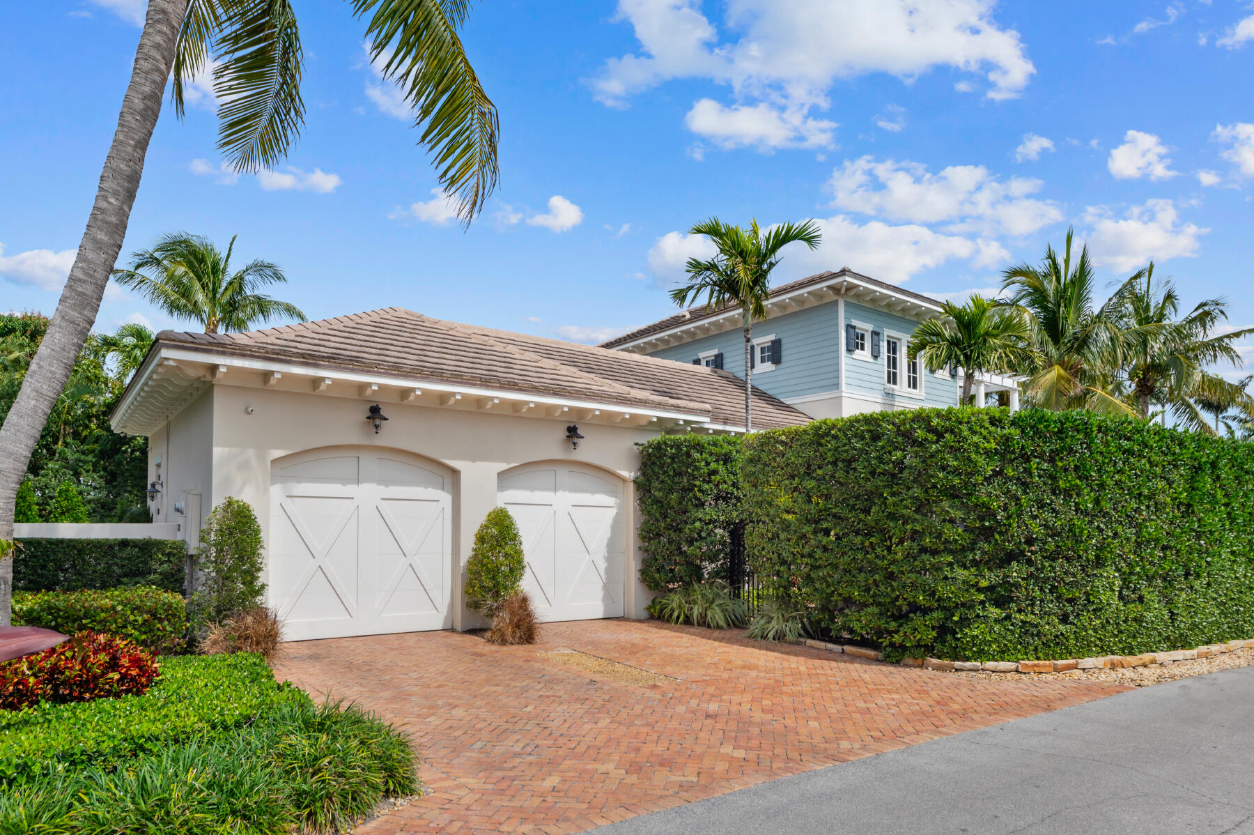 DELRAY TOWN OF - Residential