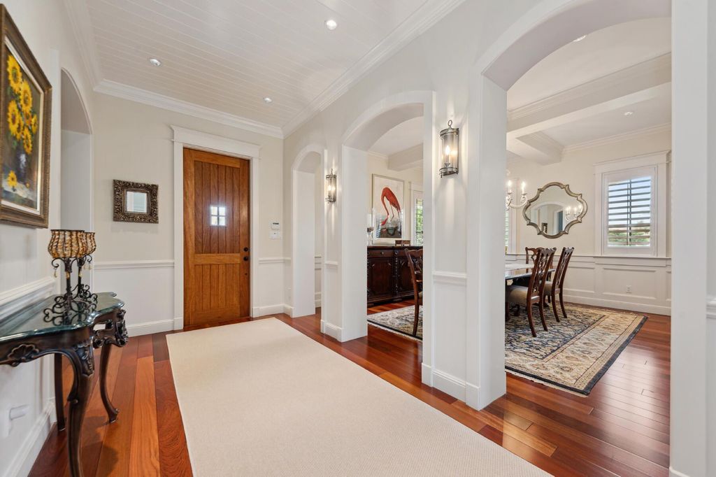 Photo of 302 Palm Trail, Delray Beach, FL 33483 (MLS # R10967989)