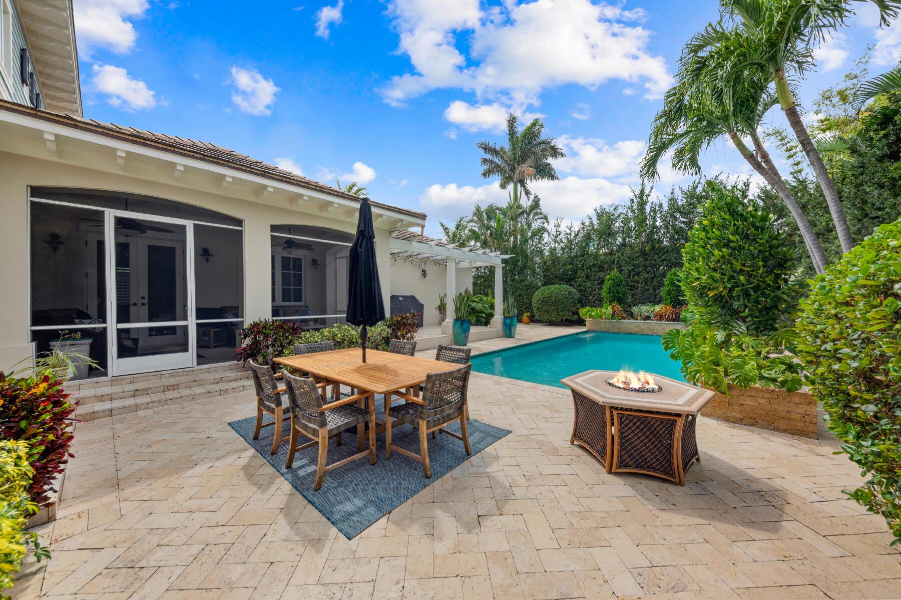 DELRAY TOWN OF - Residential