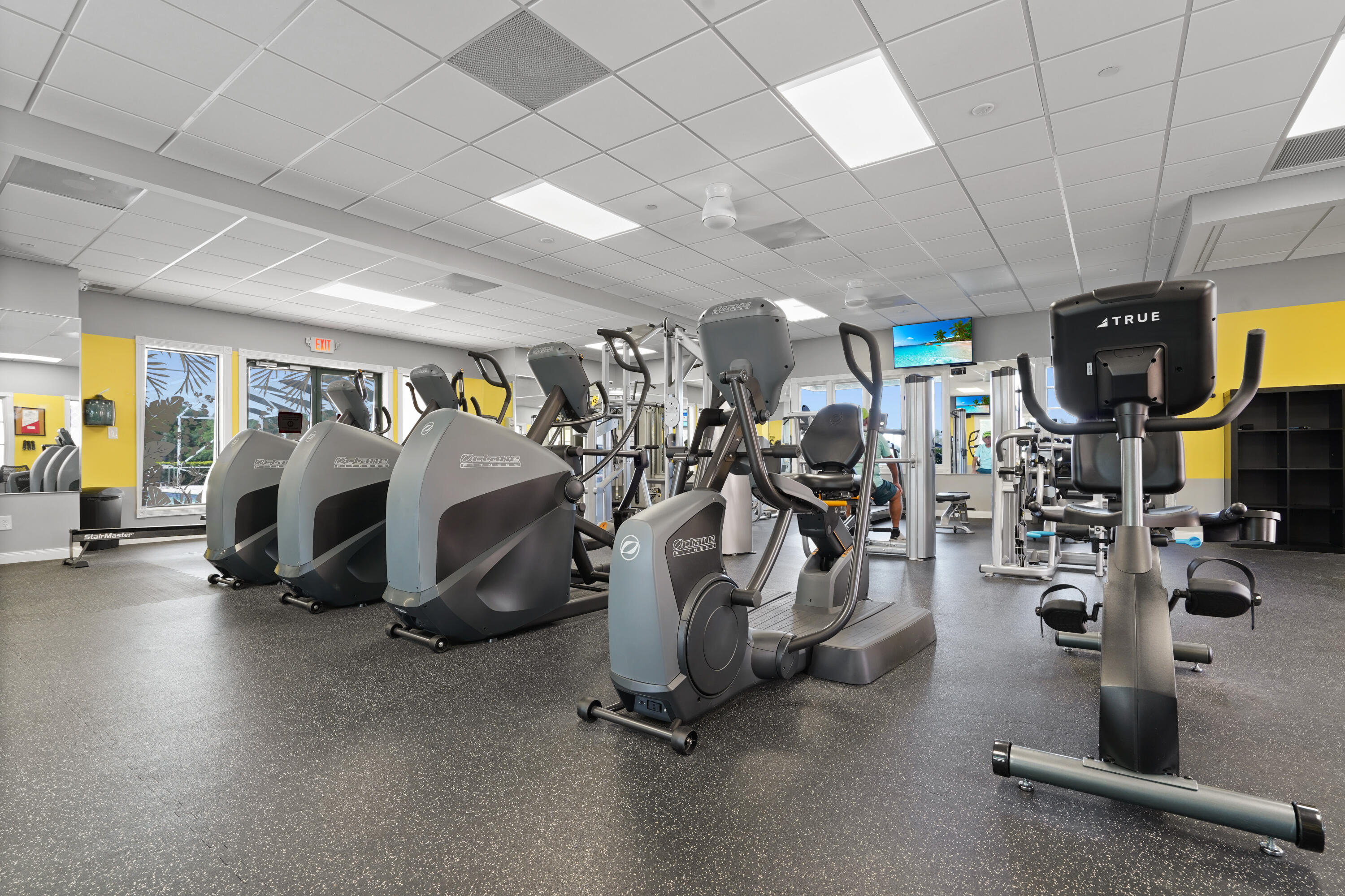 RIVERWALK 4 - Residential