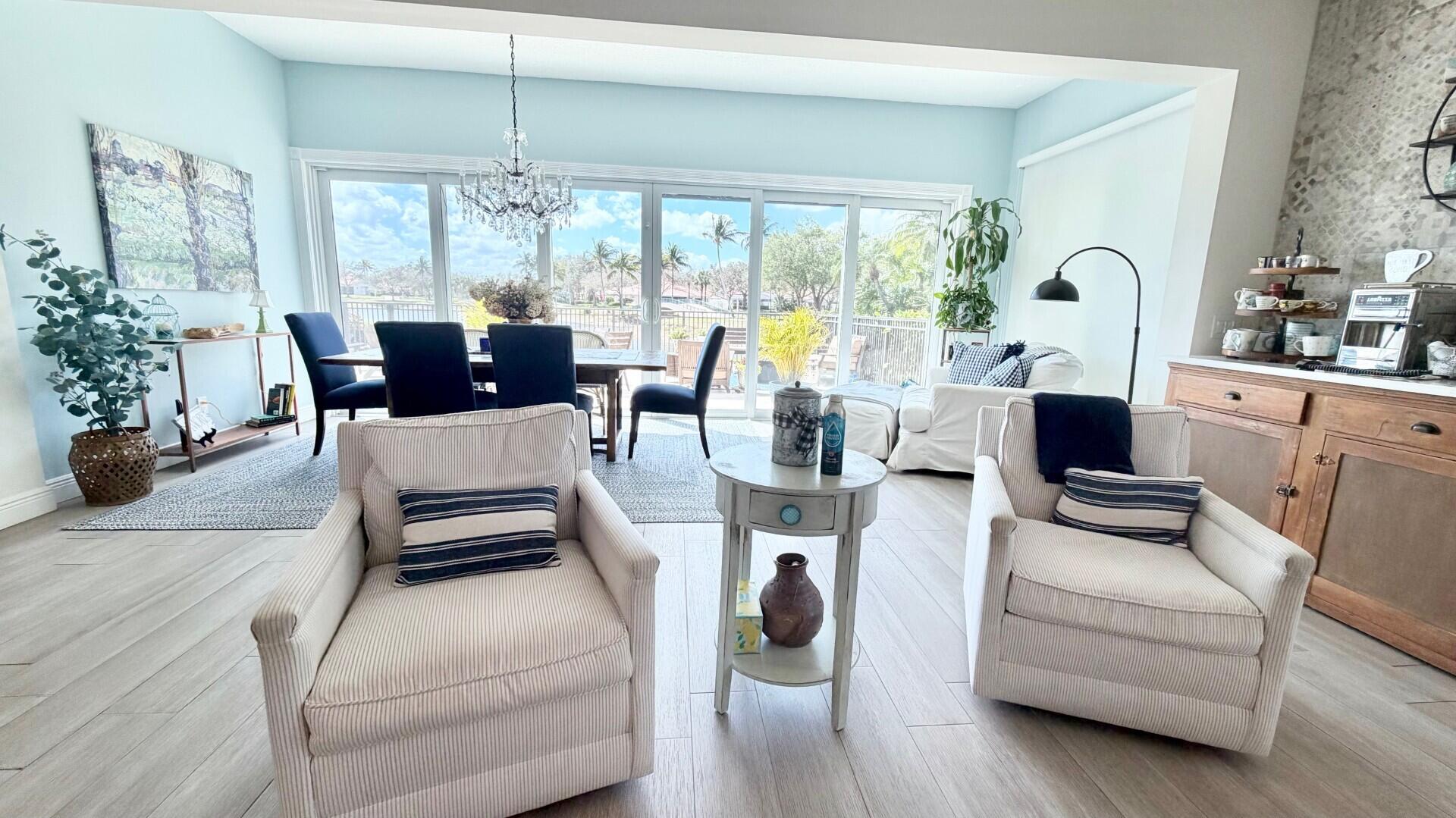 RIVERWALK 4 - Residential