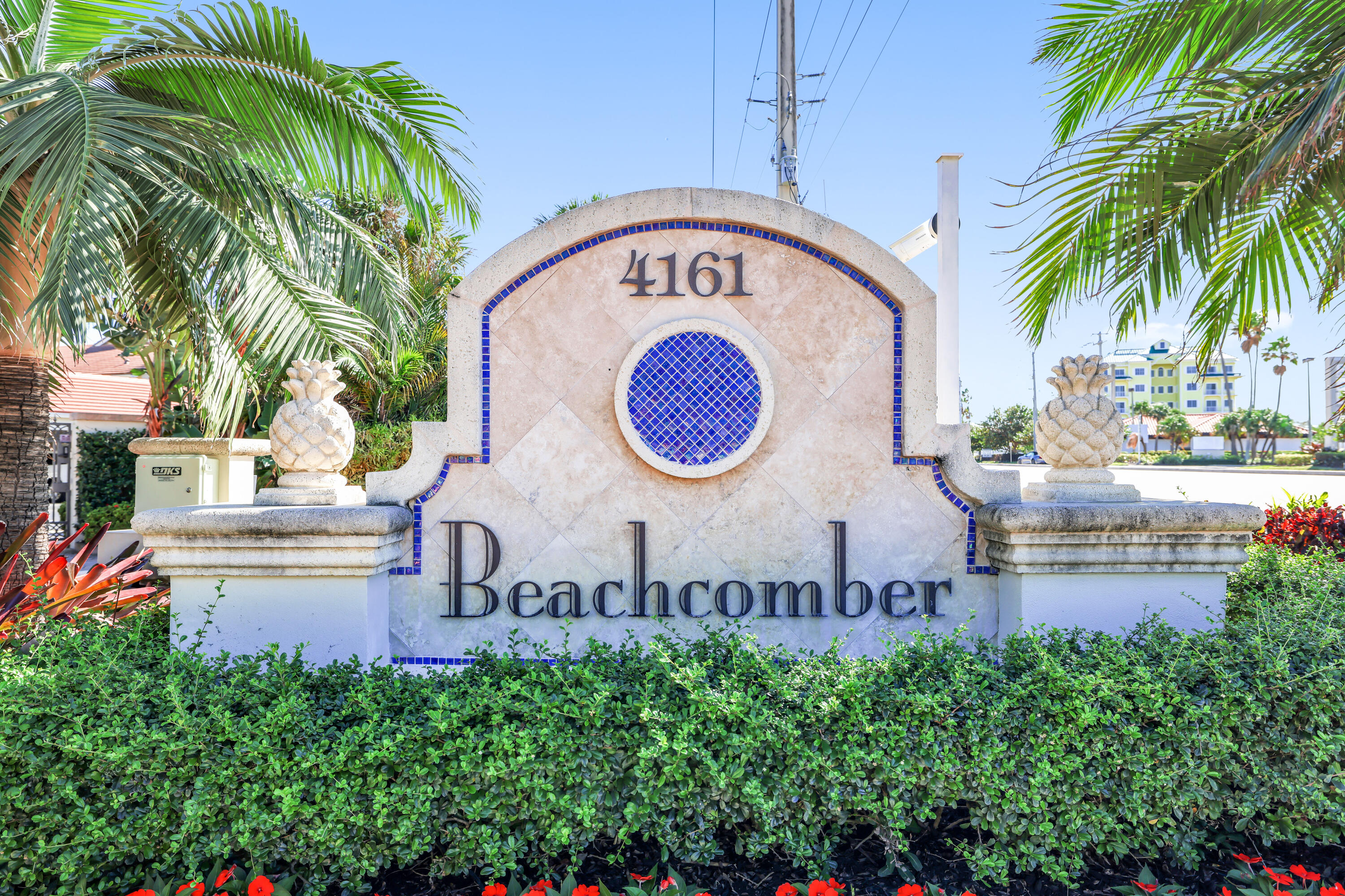 BEACHCOMBER CONDO - Residential Lease