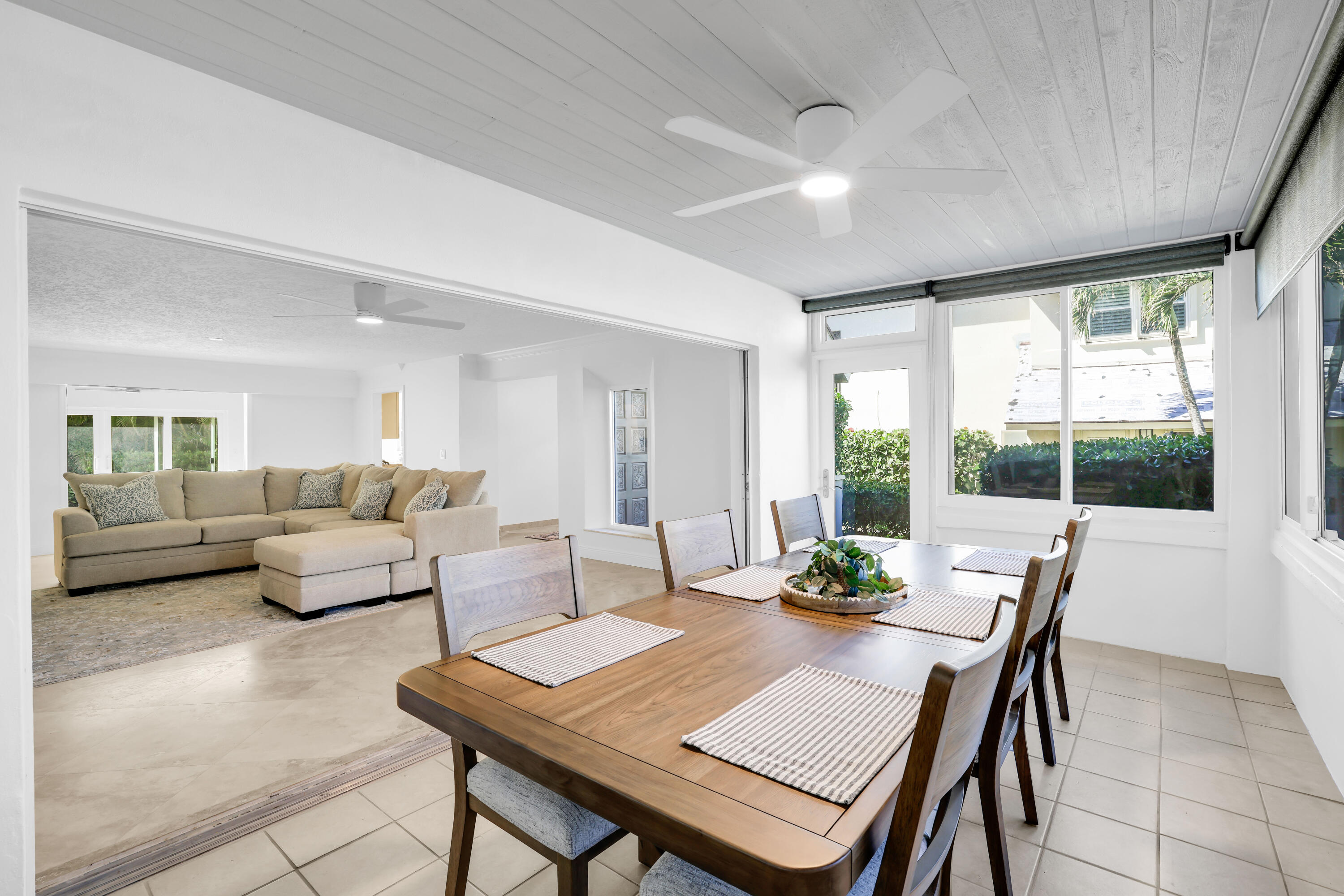 BEACHCOMBER CONDO - Residential Lease