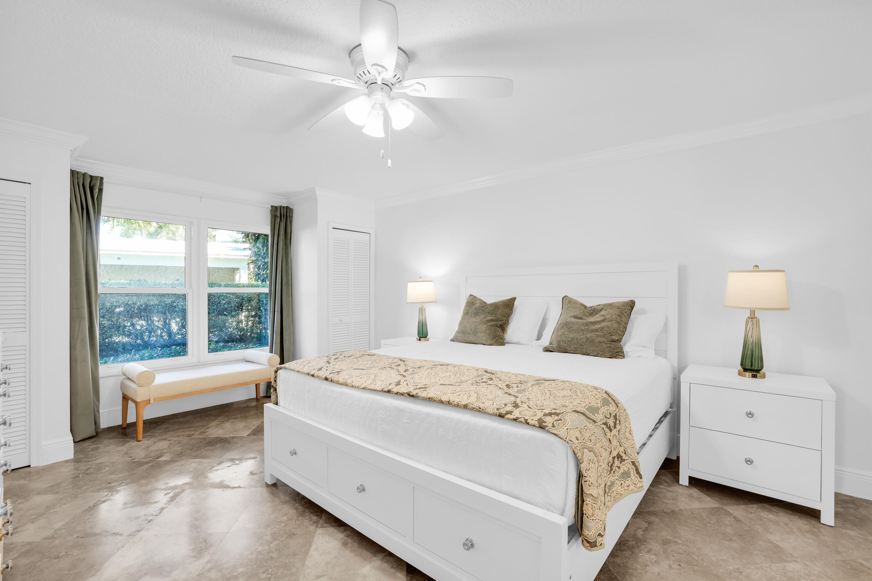 BEACHCOMBER CONDO - Residential Lease