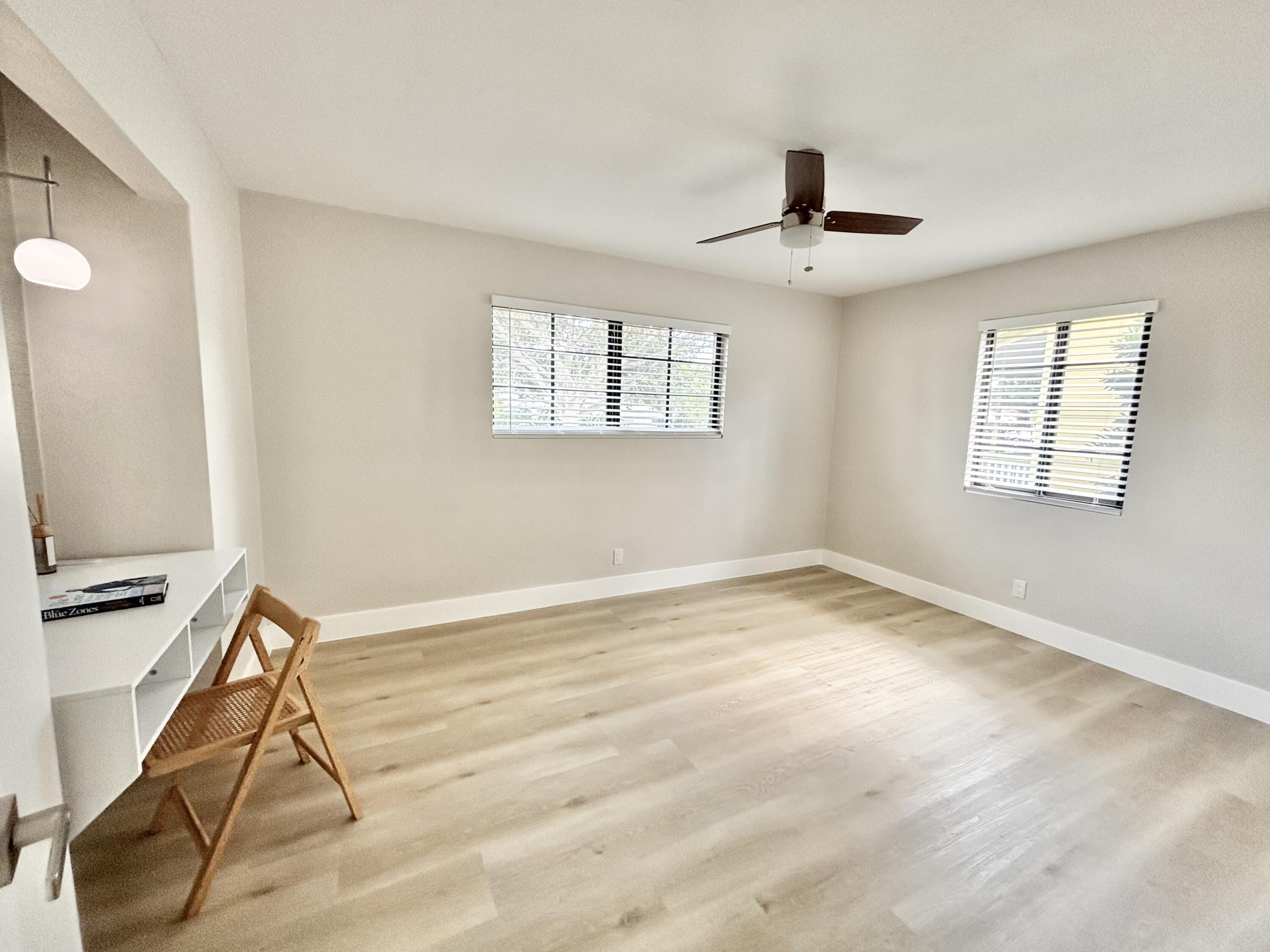 TOWN OF LAKE WORTH - Residential