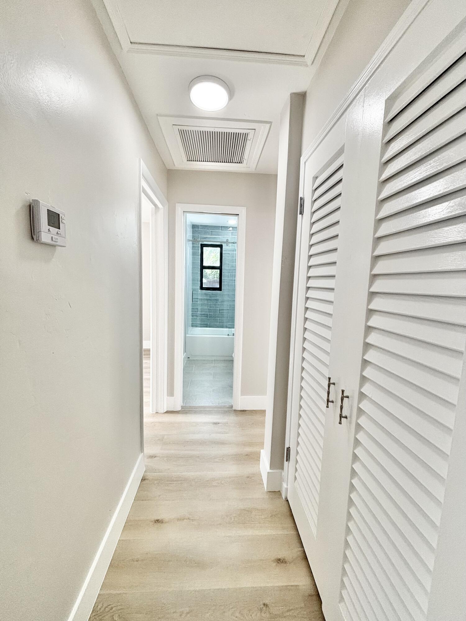 TOWN OF LAKE WORTH - Residential