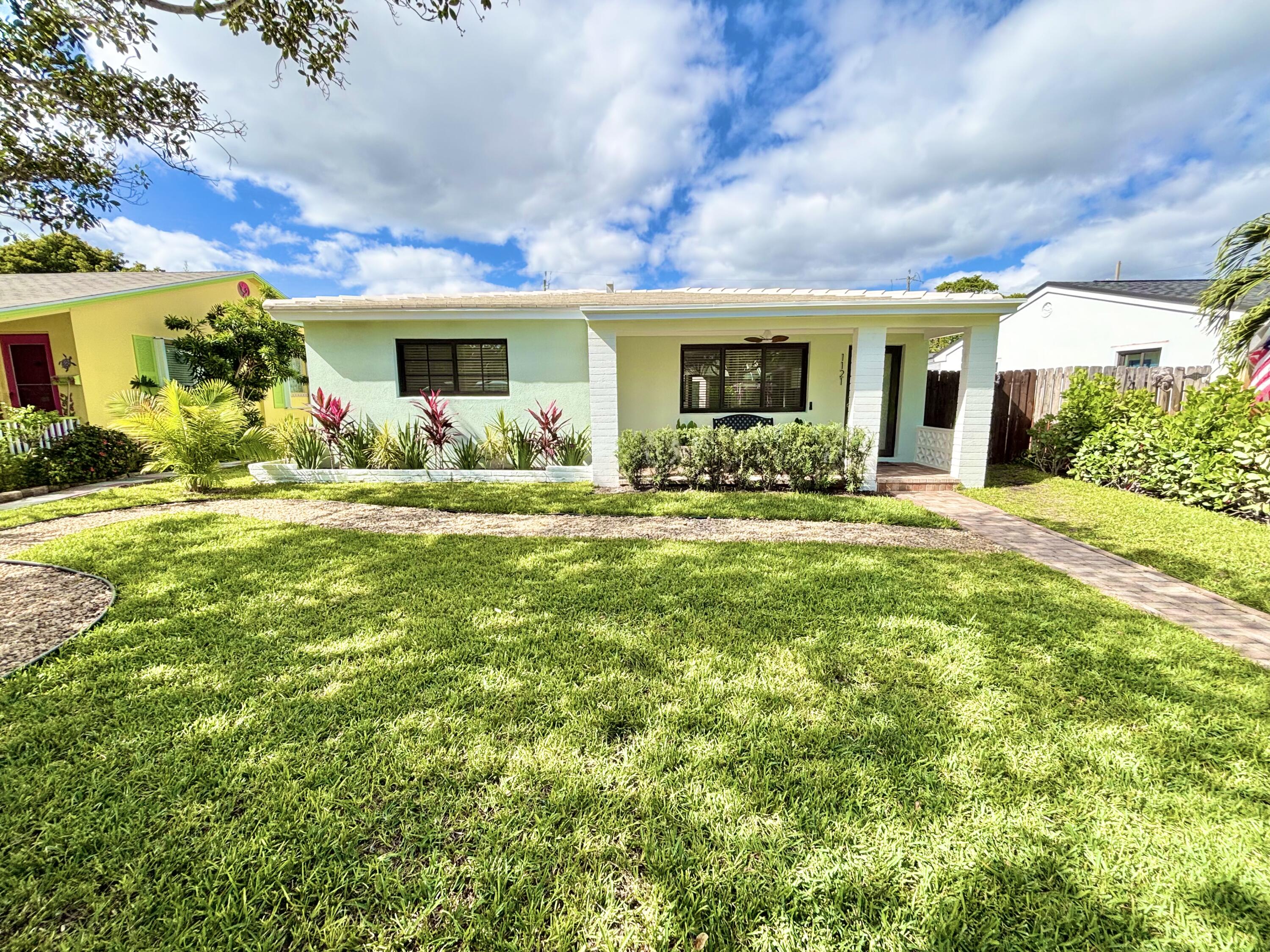 TOWN OF LAKE WORTH - Residential