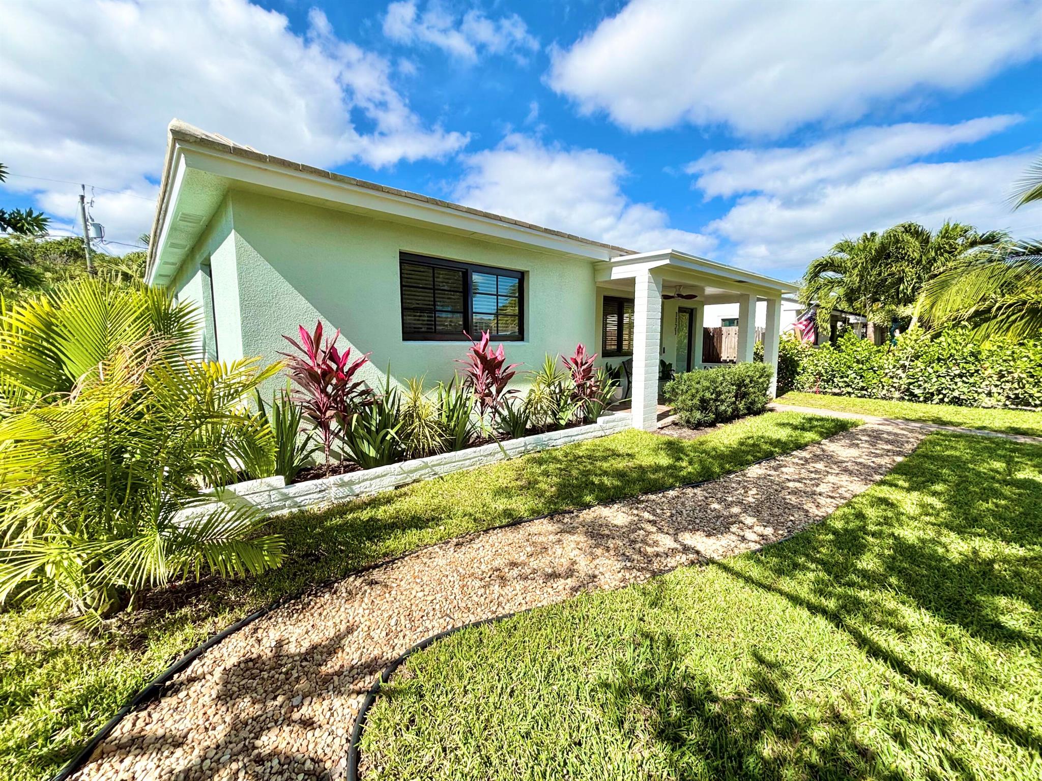 TOWN OF LAKE WORTH - Residential