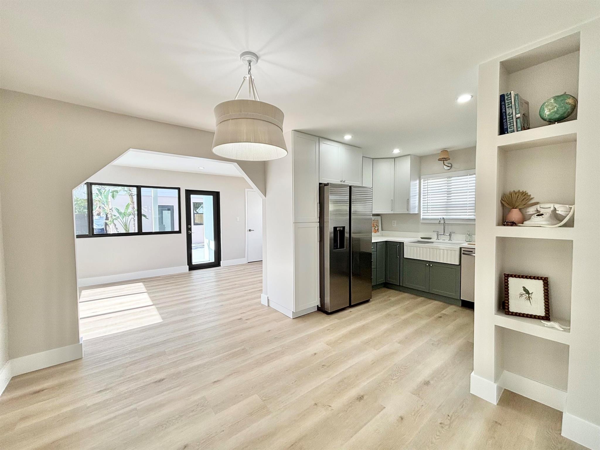 TOWN OF LAKE WORTH - Residential