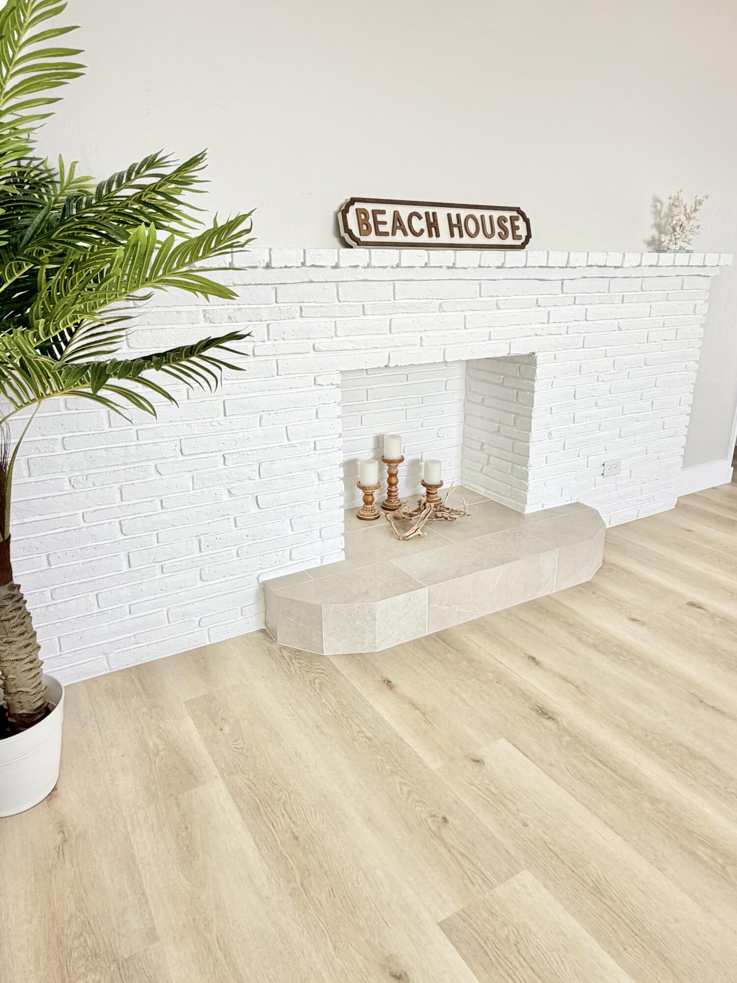 TOWN OF LAKE WORTH - Residential