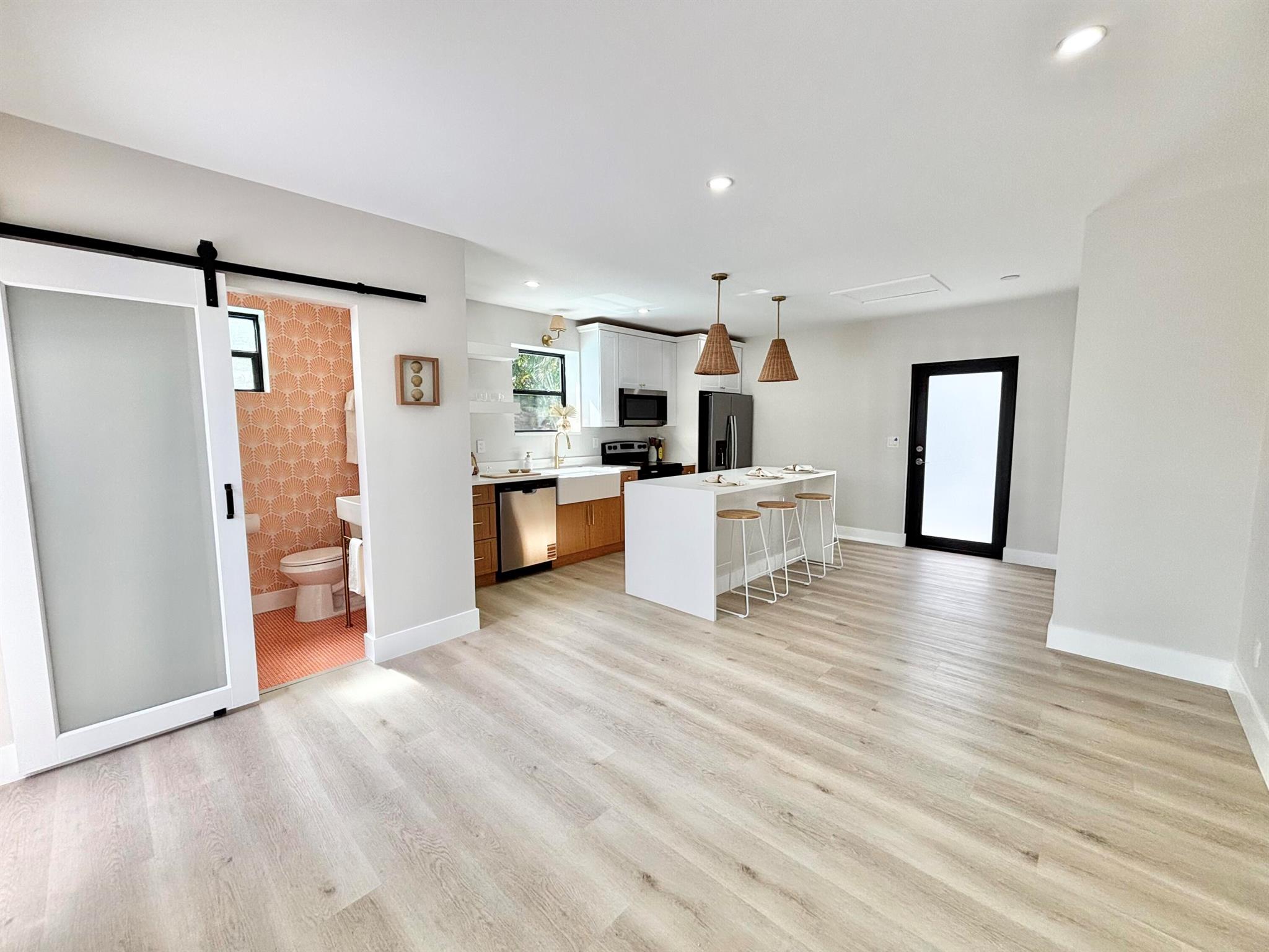 TOWN OF LAKE WORTH - Residential