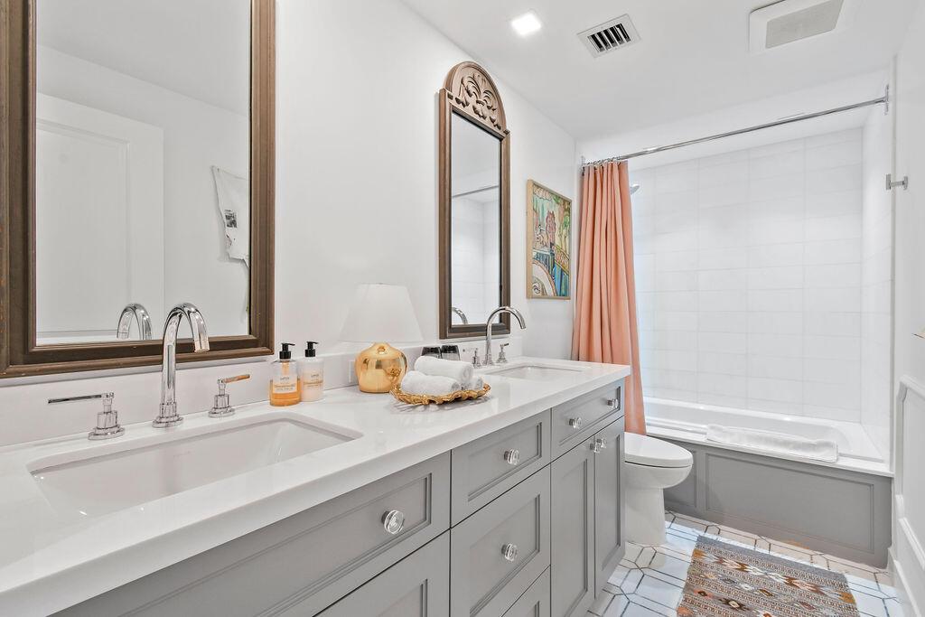 WINTHROP HOUSE CONDO - Residential