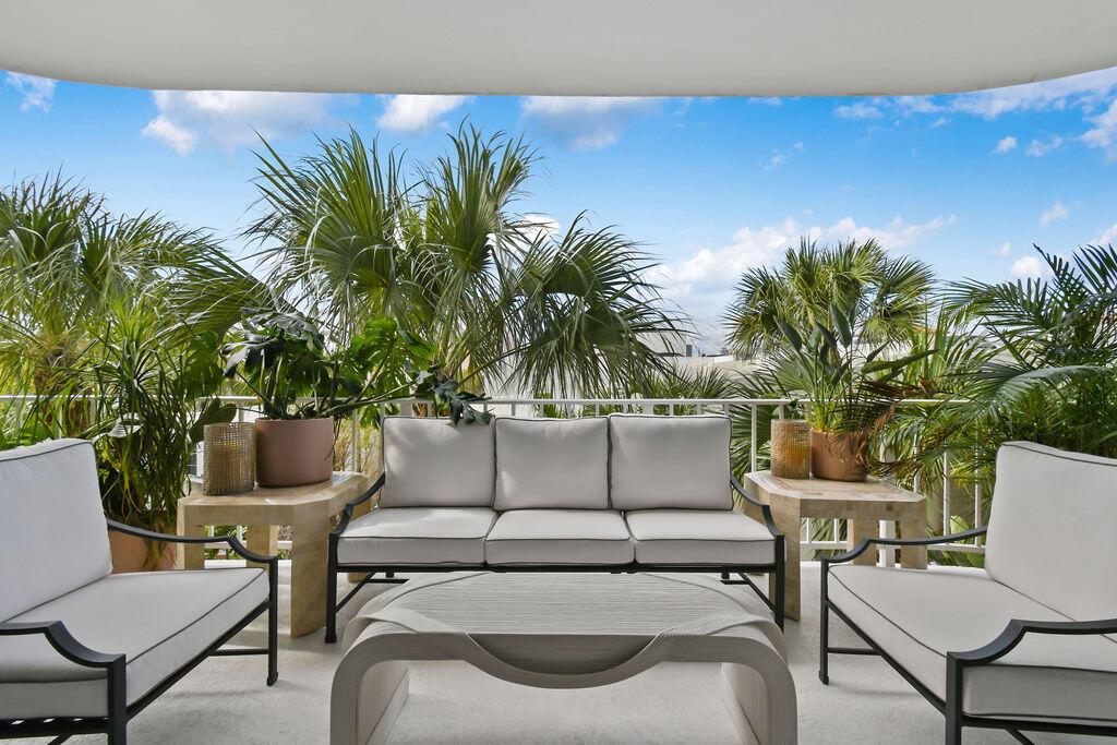 WINTHROP HOUSE CONDO - Residential