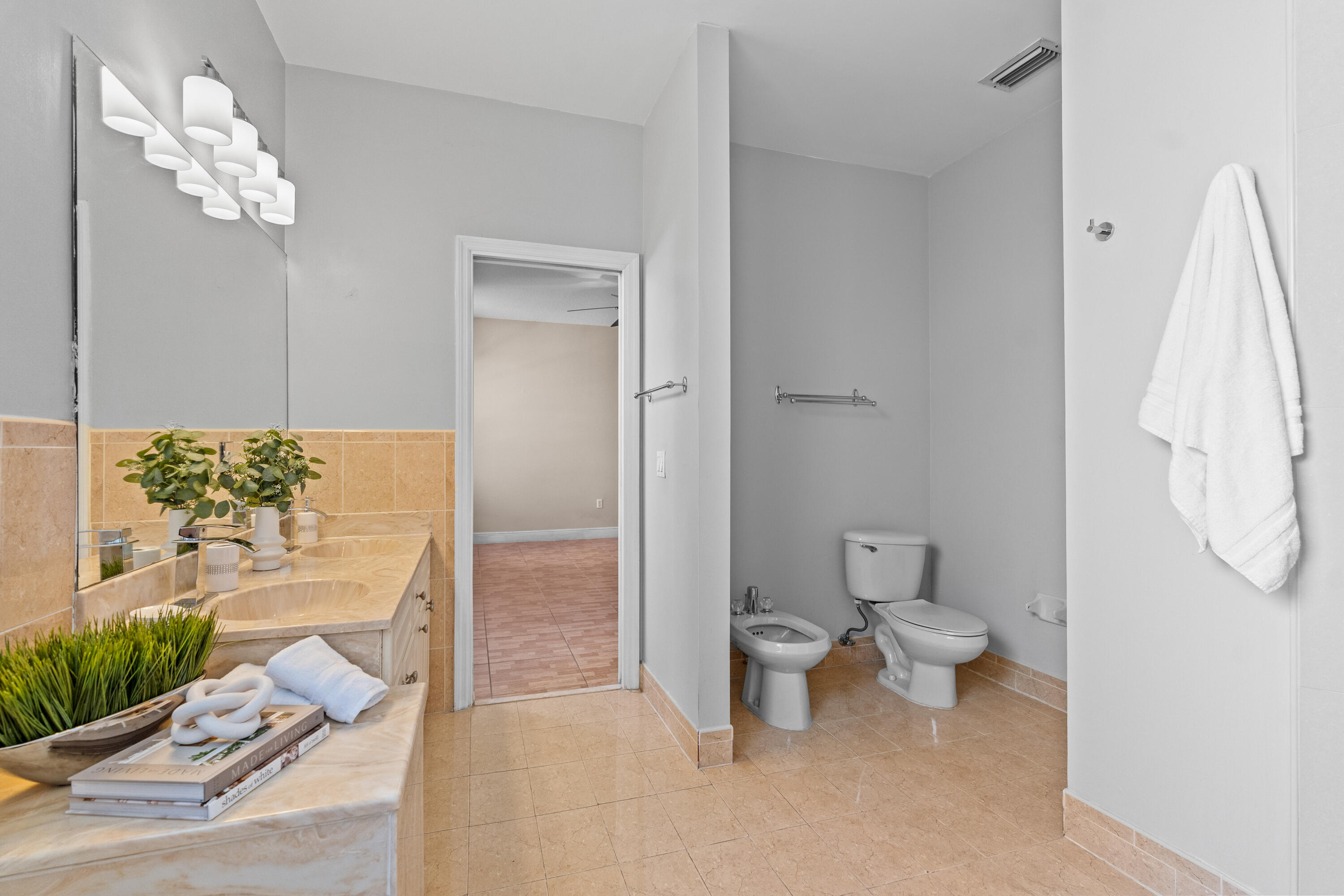 MIRAMAR PATIO HOMES - Residential
