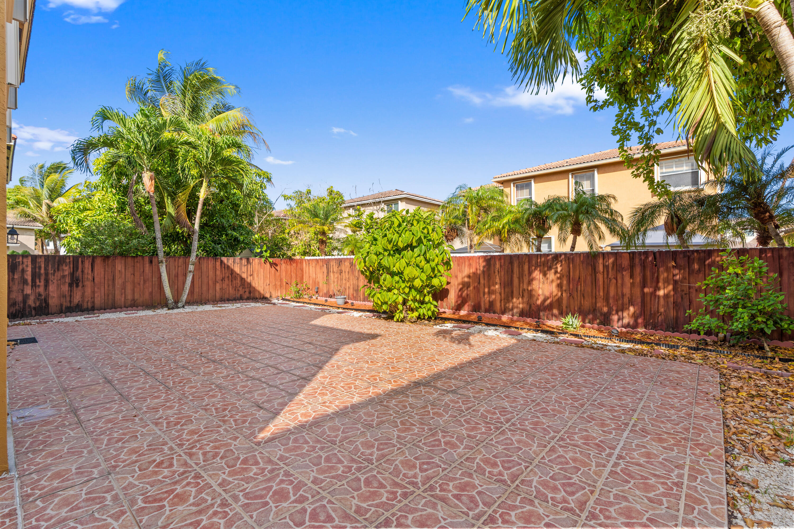 MIRAMAR PATIO HOMES - Residential