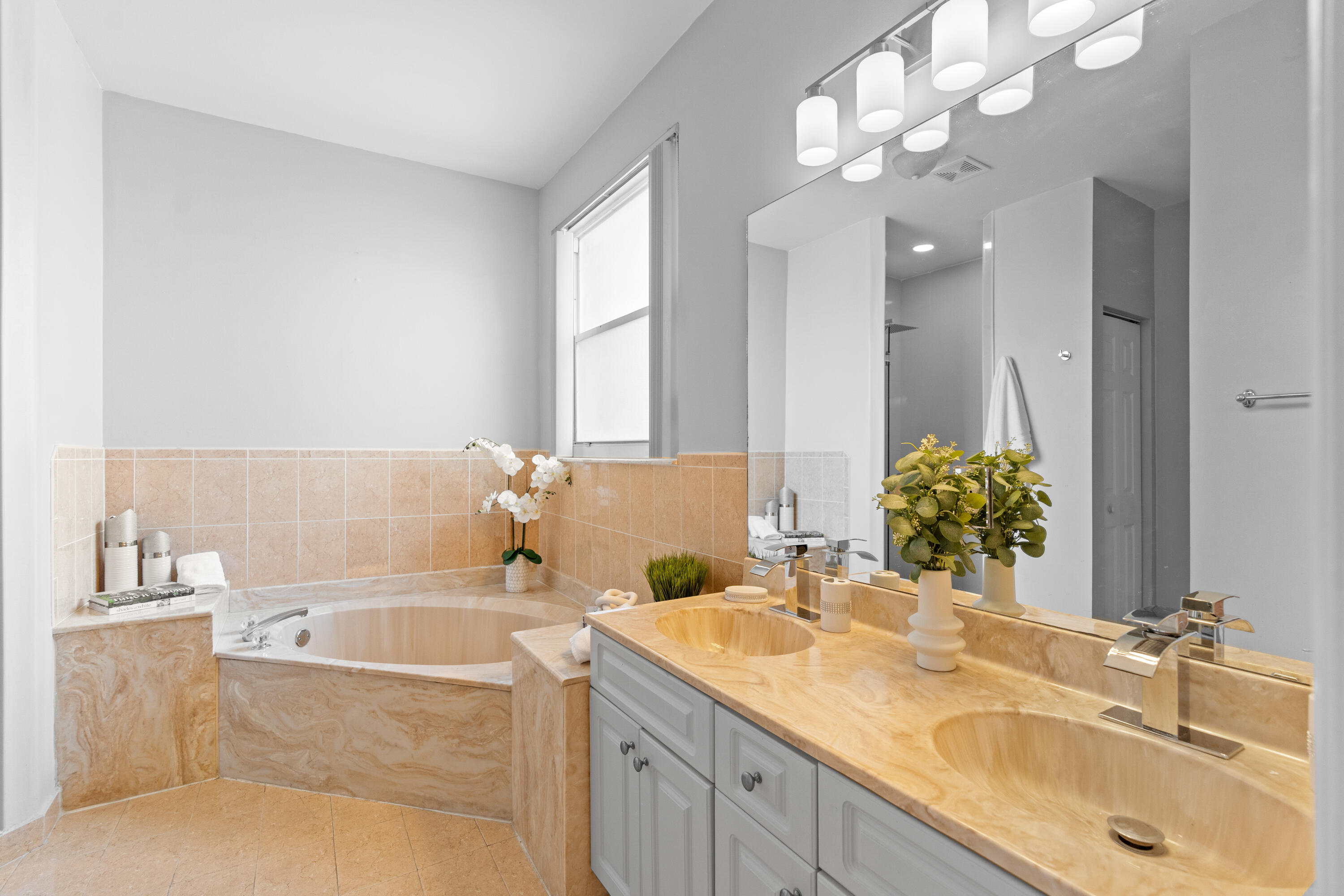 MIRAMAR PATIO HOMES - Residential
