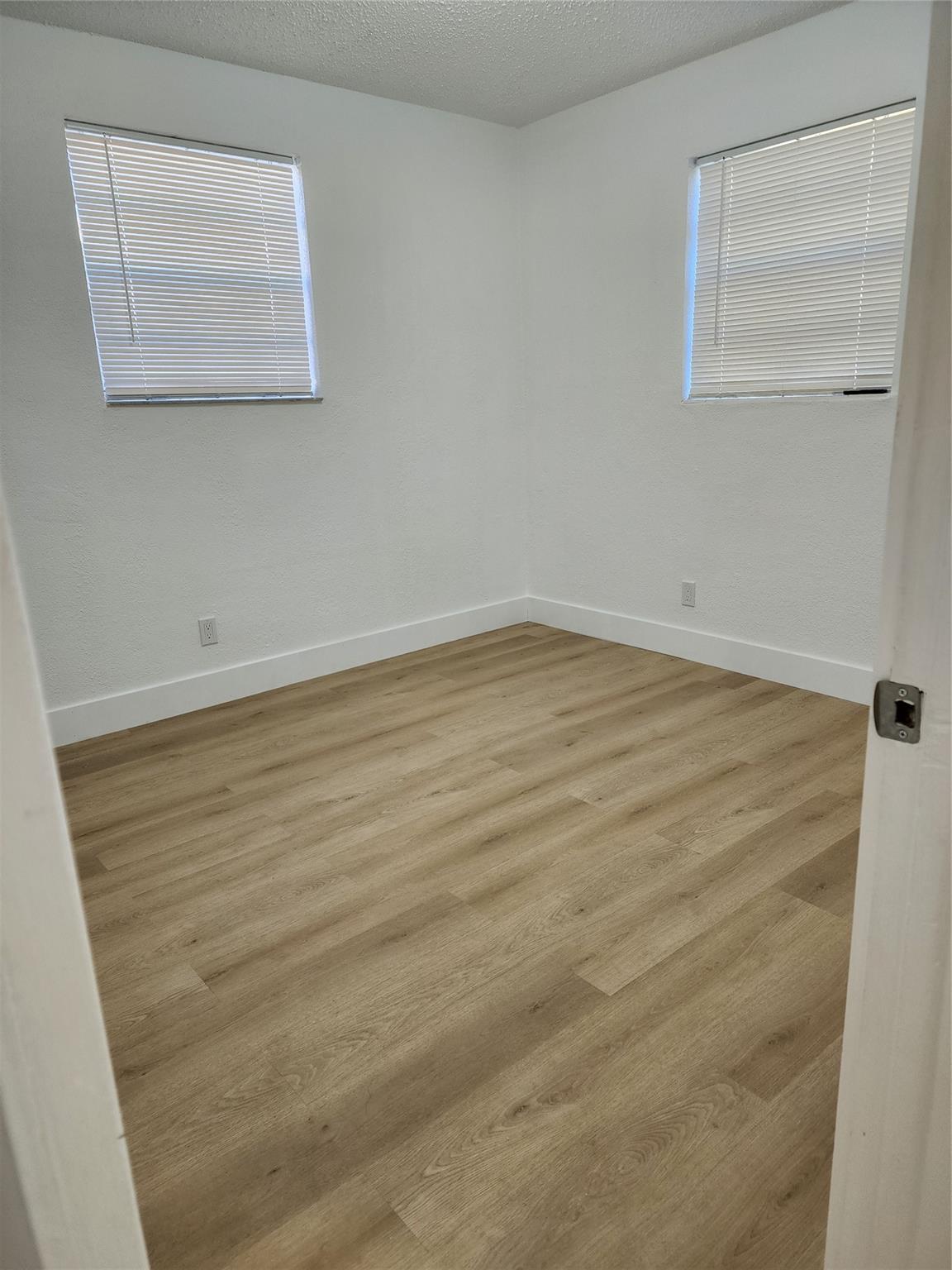 Springbank Park Sec 2 69- - Residential Lease