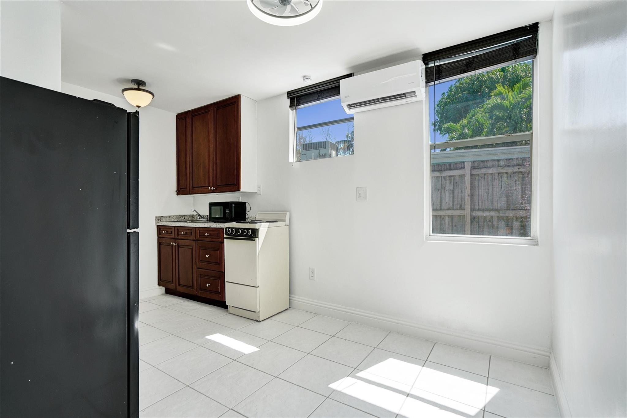 AVALON GARDEN ESTATES - Residential