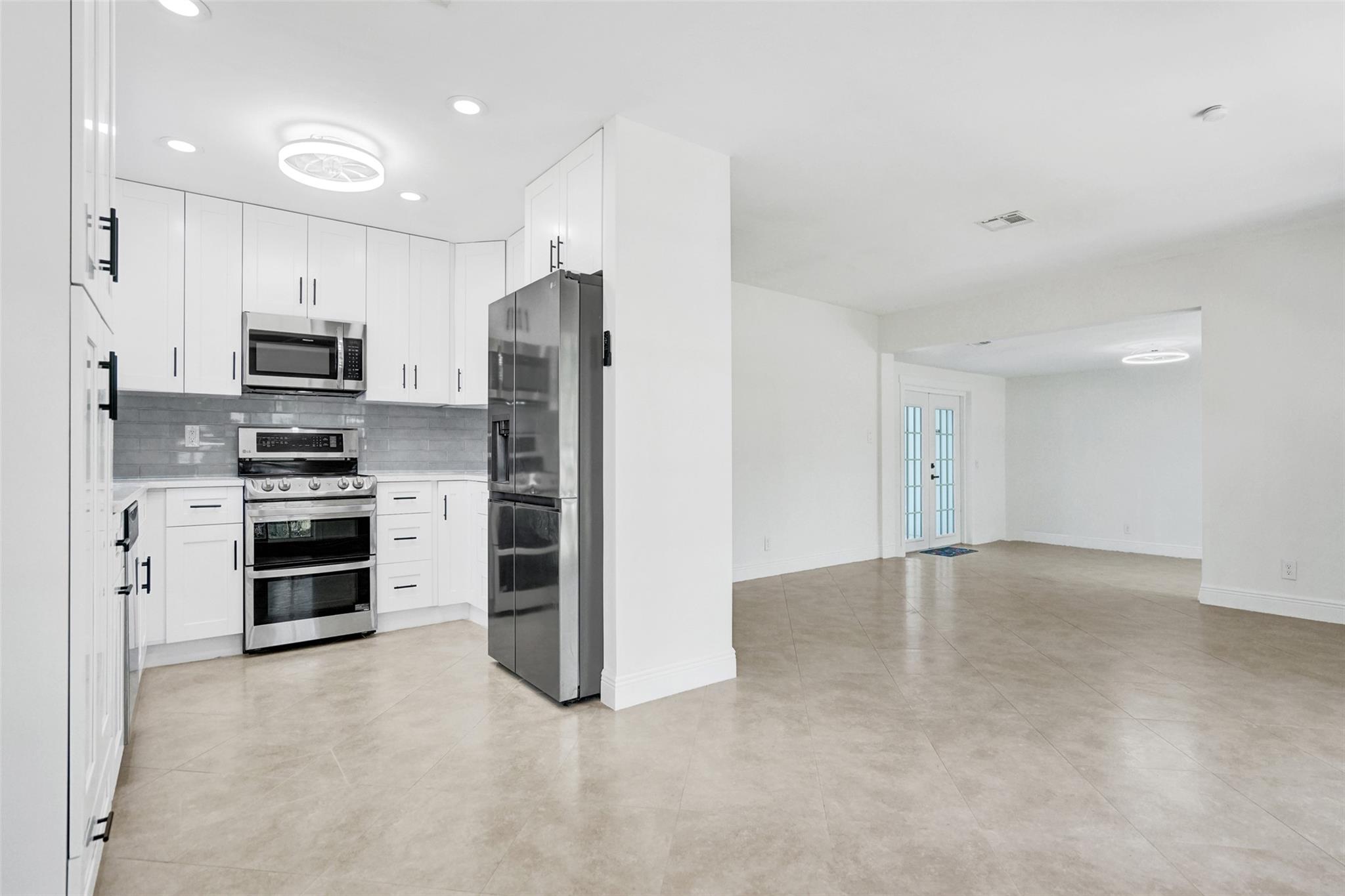 AVALON GARDEN ESTATES - Residential