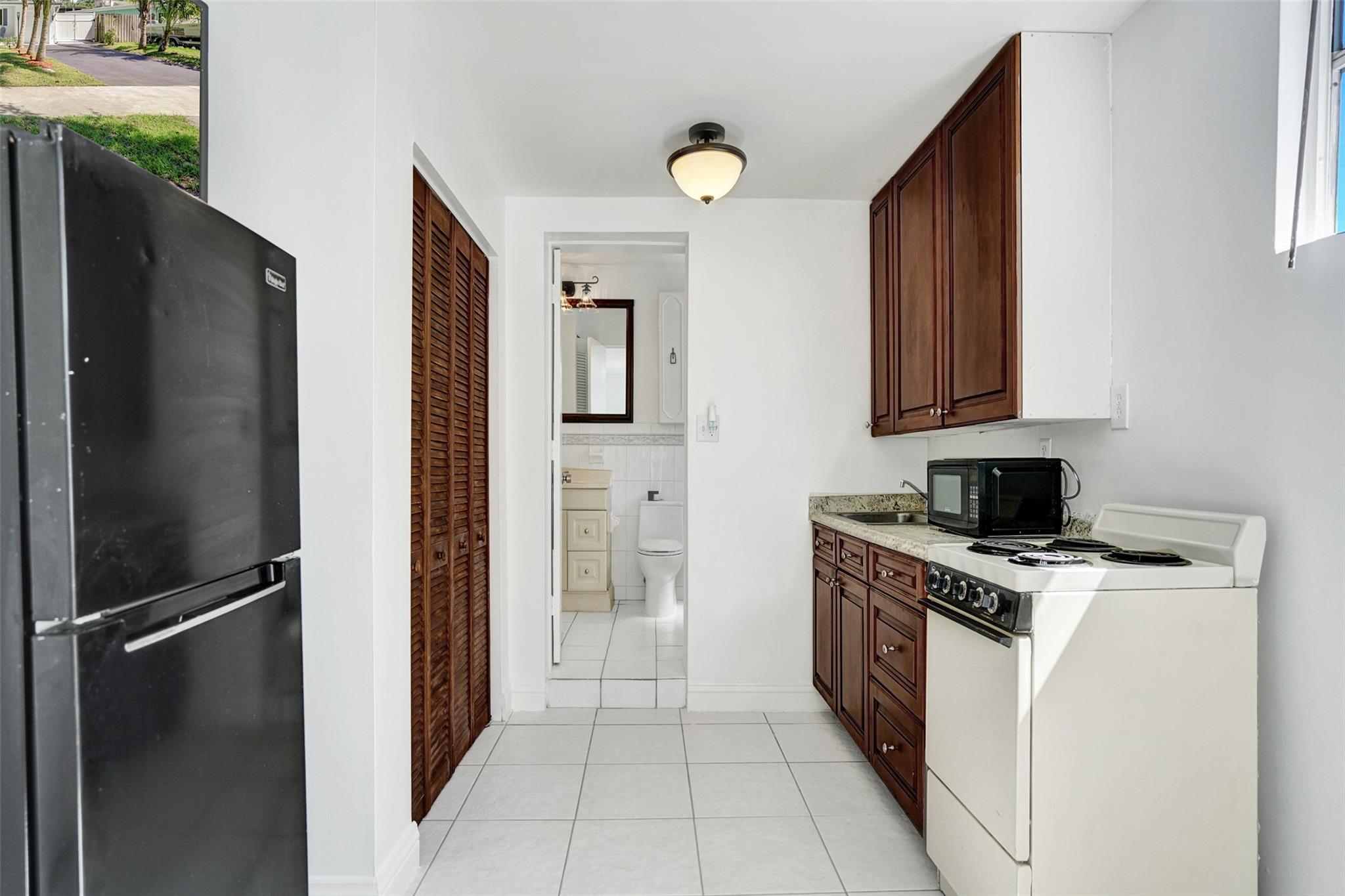 AVALON GARDEN ESTATES - Residential