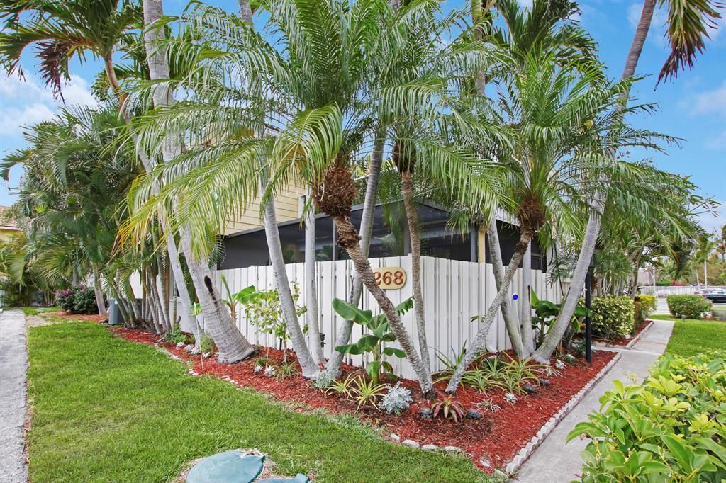 Photo of 268 Seabreeze Circle Cir, Jupiter, FL 33477 (MLS # R10708282)