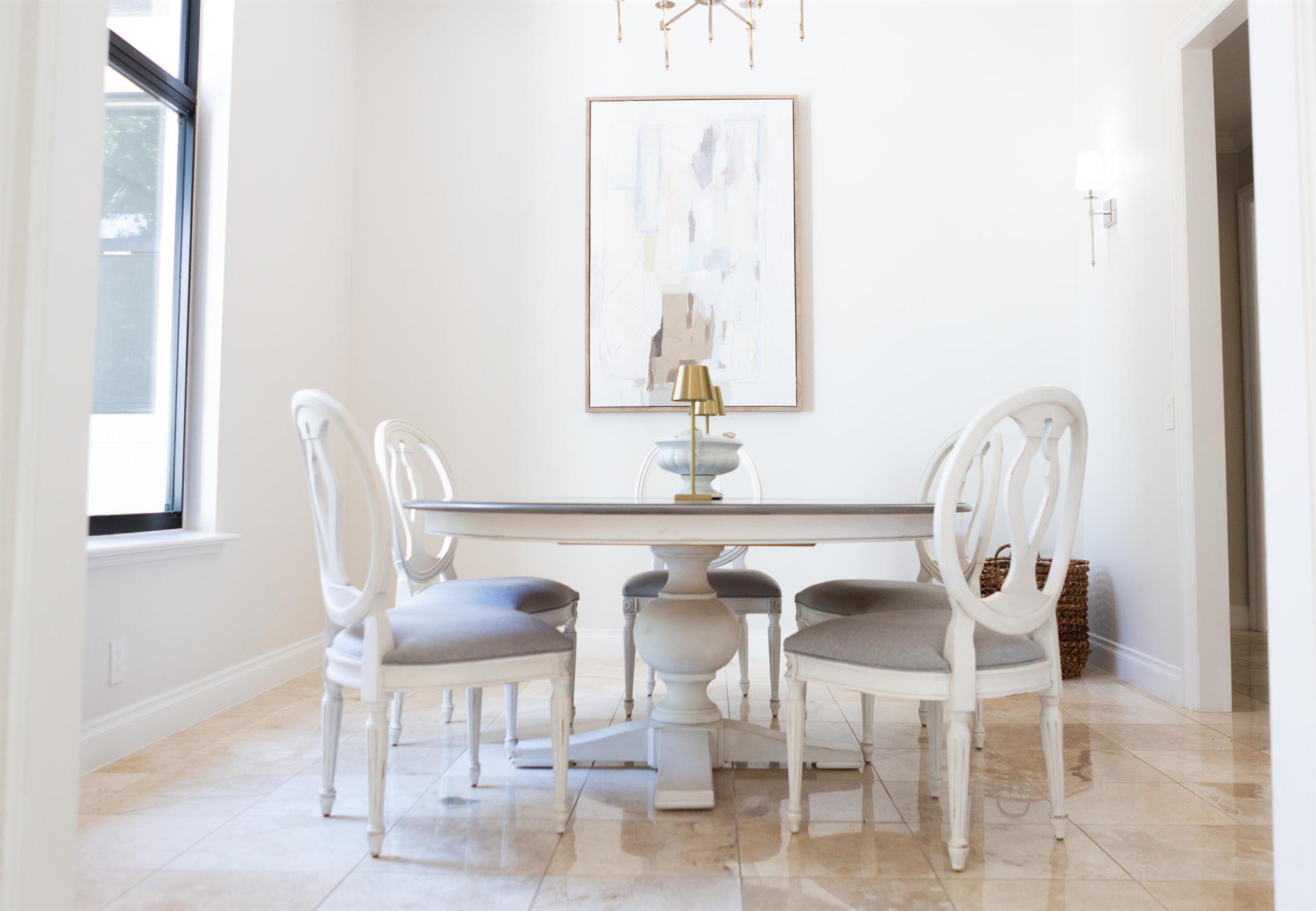 ESTATES MANGO DE PARIS - Residential