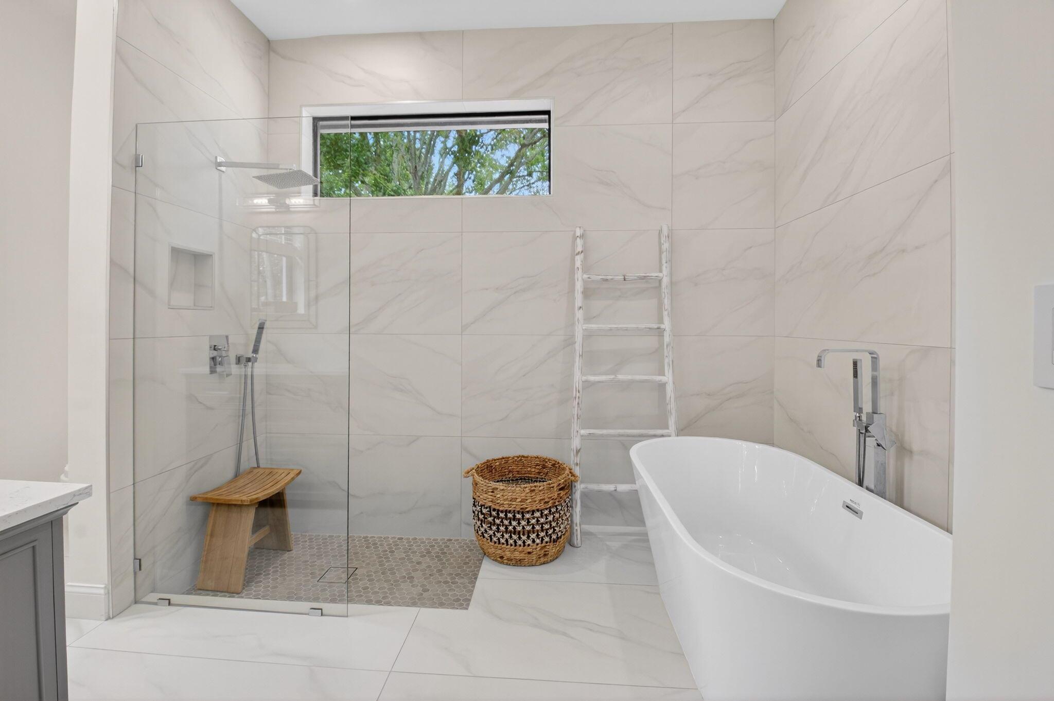 ESTATES MANGO DE PARIS - Residential