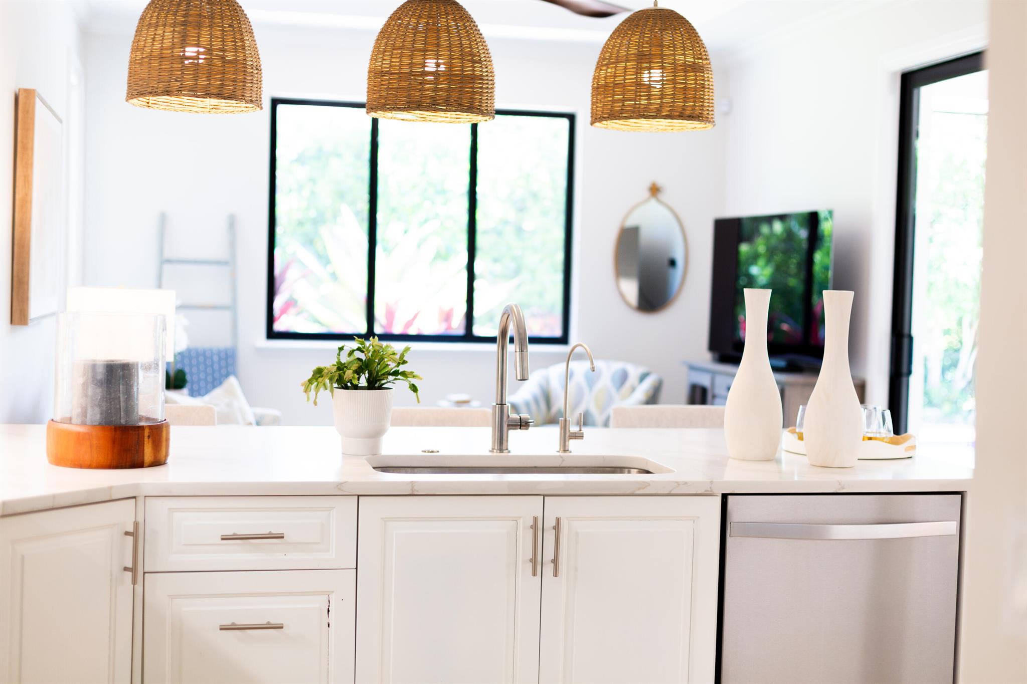 ESTATES MANGO DE PARIS - Residential