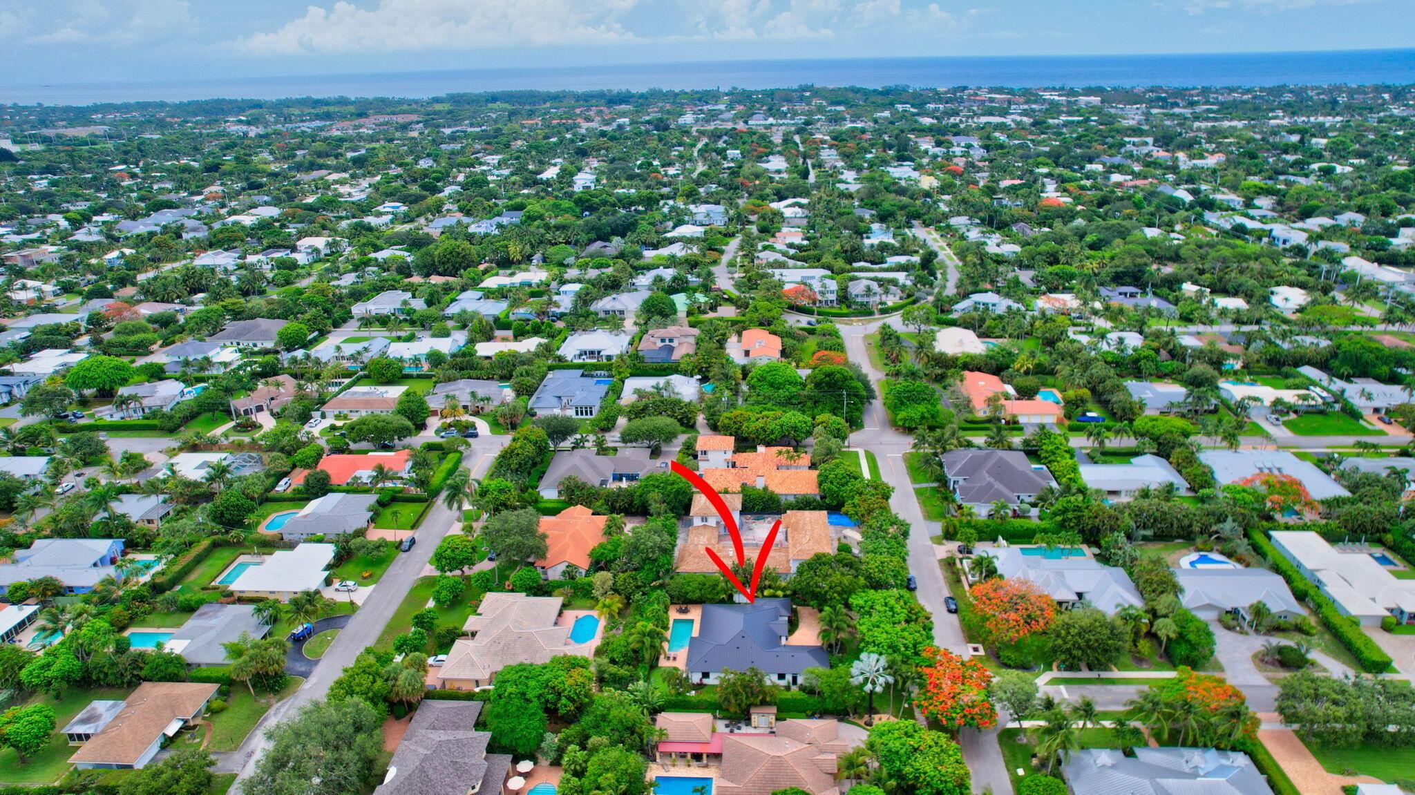 ESTATES MANGO DE PARIS - Residential