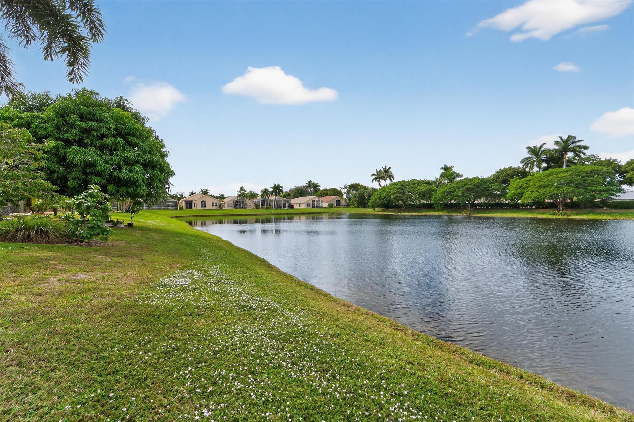 TWIN LAKES at Palladium - Residential