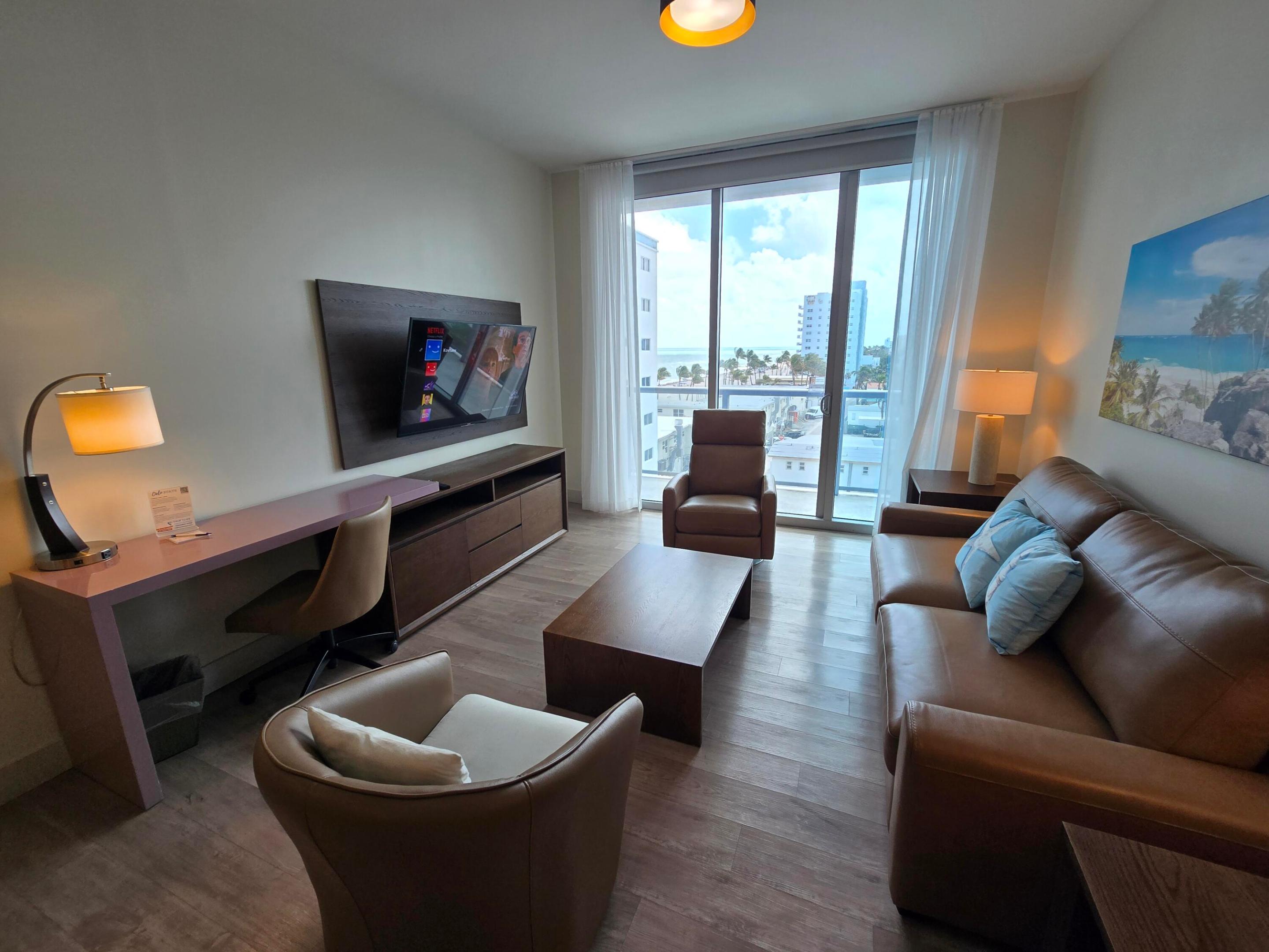 COSTA HOLLYWOOD CONDO - Residential