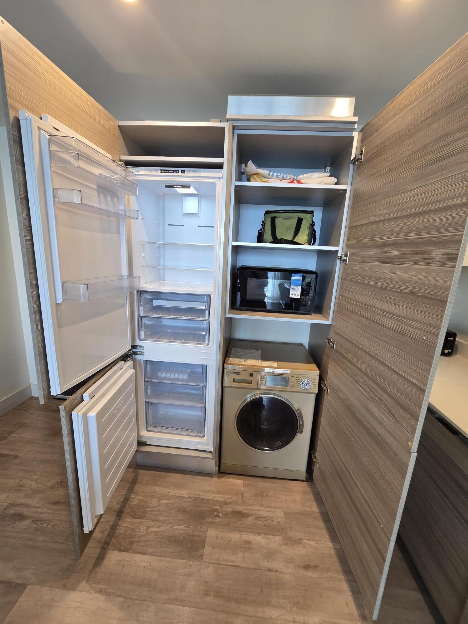 COSTA HOLLYWOOD CONDO - Residential