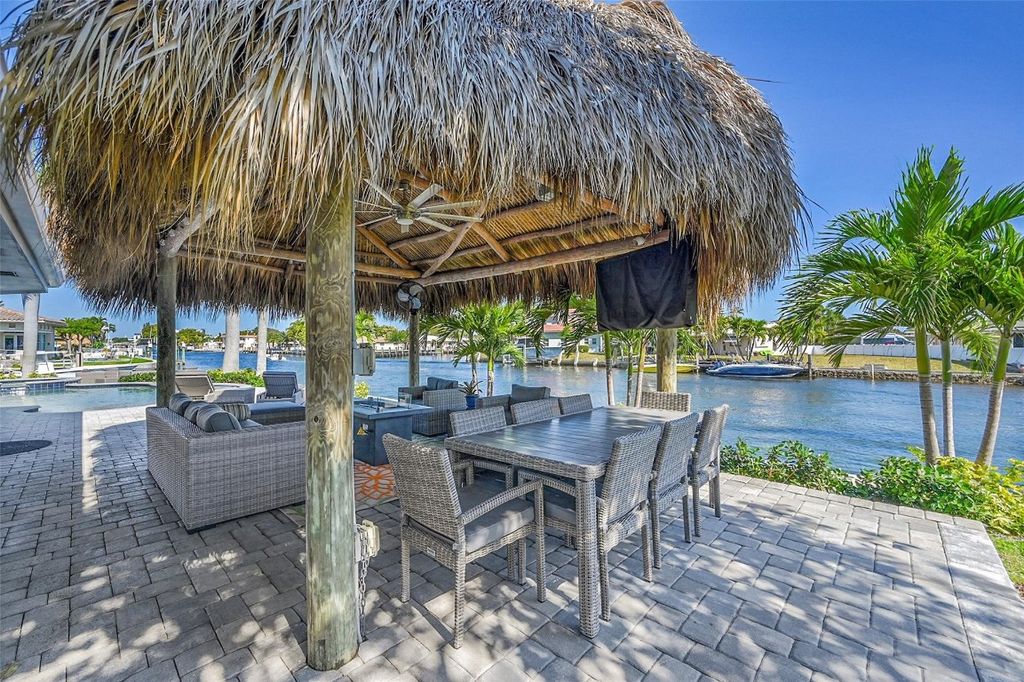 Photo of 431 SE 9 Avenue, Pompano Beach, FL 33060 (MLS # F10492968)