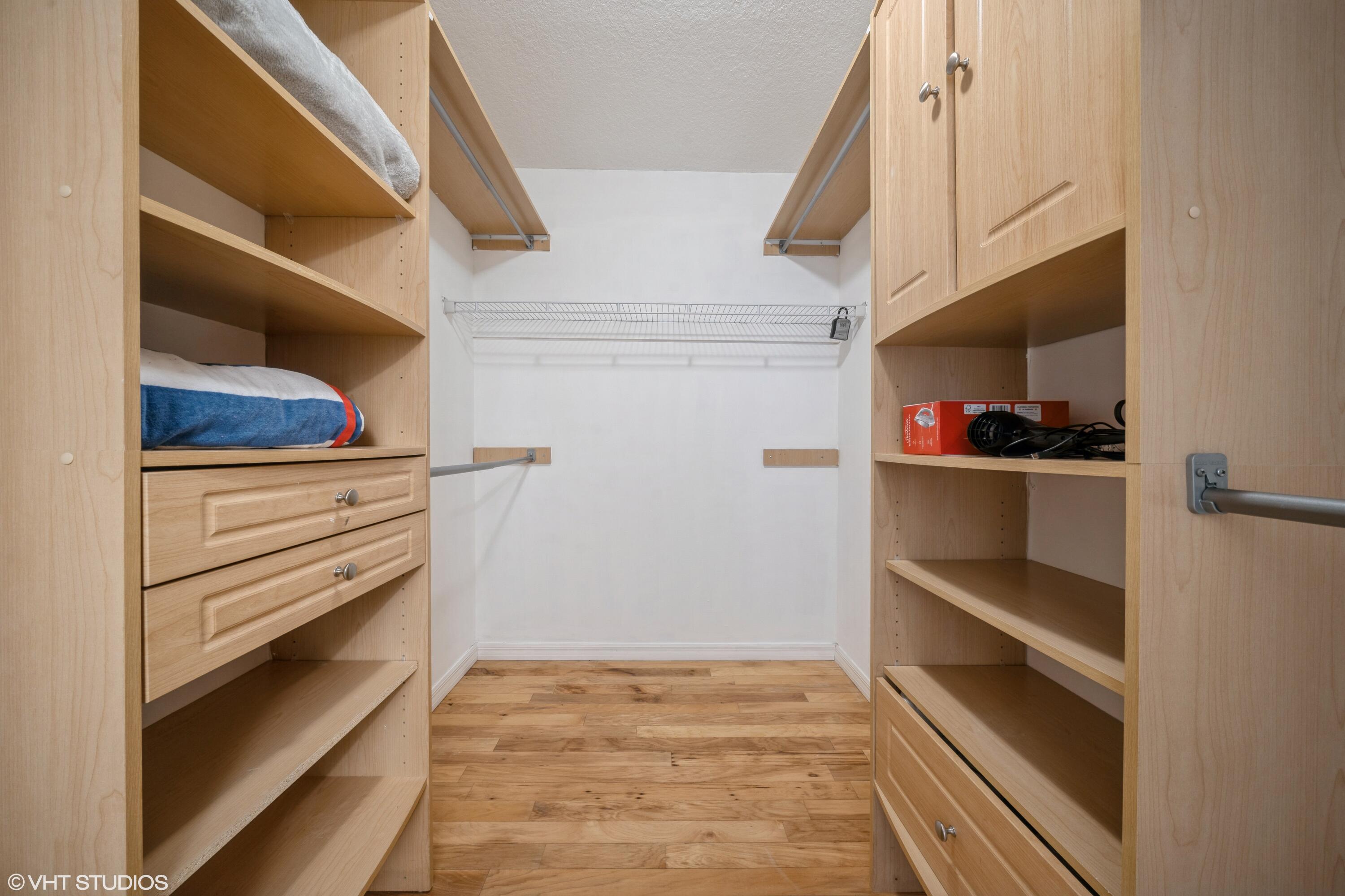 PINECREST SUB UNIT 1 - Residential