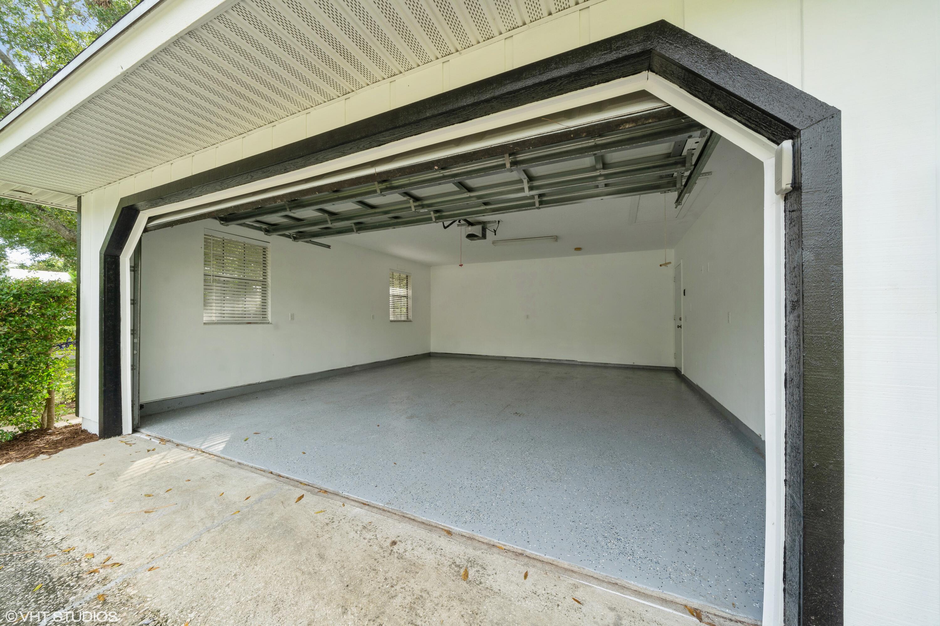 PINECREST SUB UNIT 1 - Residential