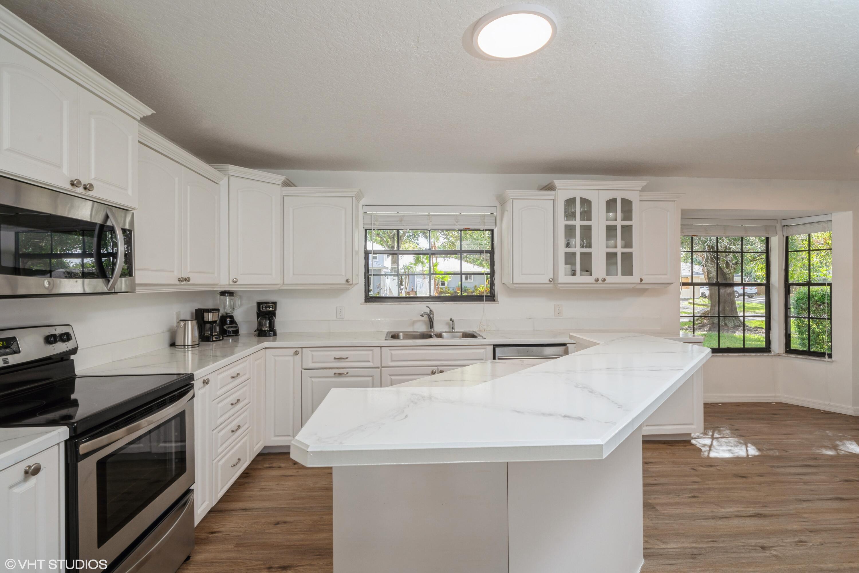 PINECREST SUB UNIT 1 - Residential