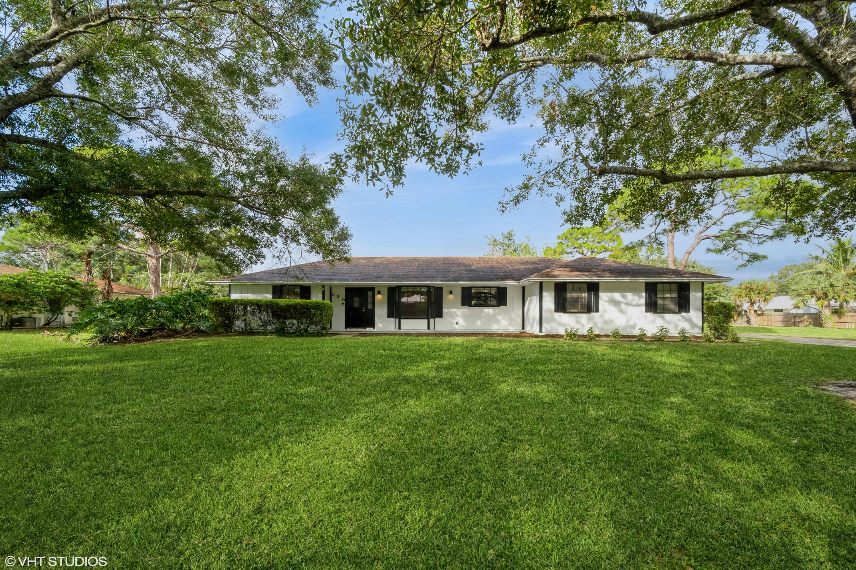 PINECREST SUB UNIT 1 - Residential