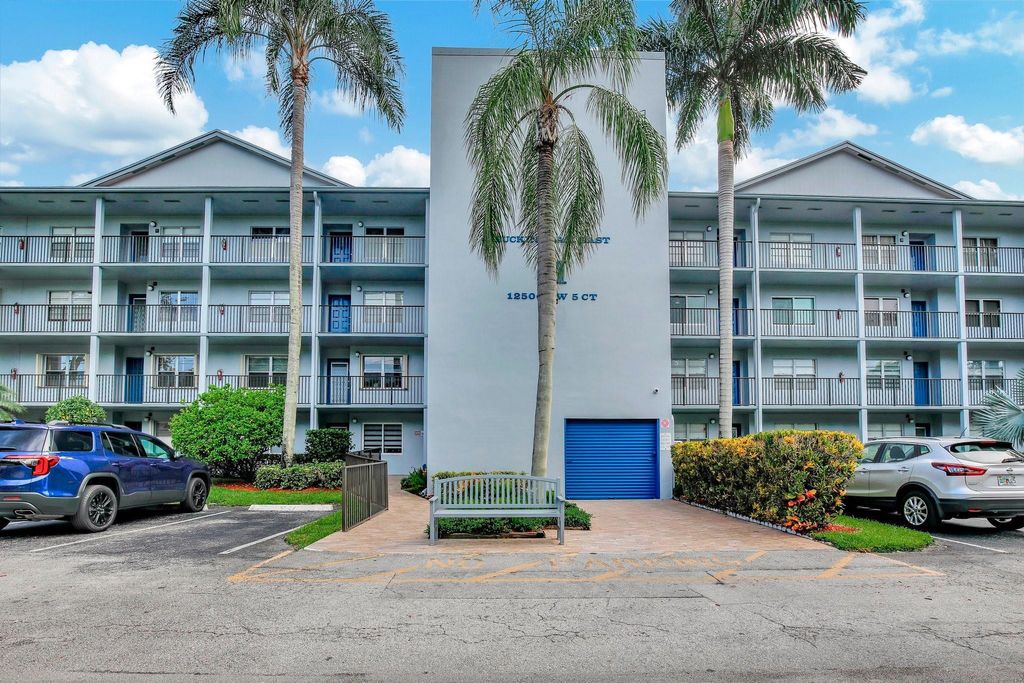 Photo of 12500 SW 5th Court #212M, Pembroke Pines, FL 33027 (MLS # F10556116)