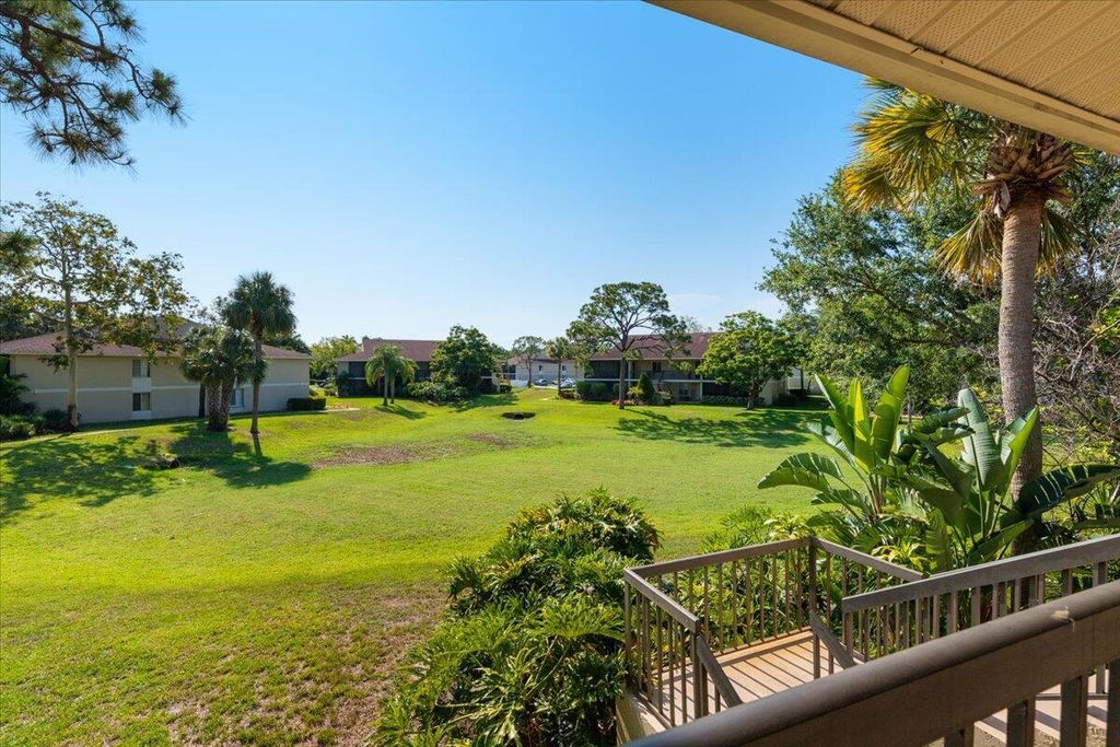 Photo of 6547 Chasewood Drive #G, Jupiter, FL 33458 (MLS # R10992286)