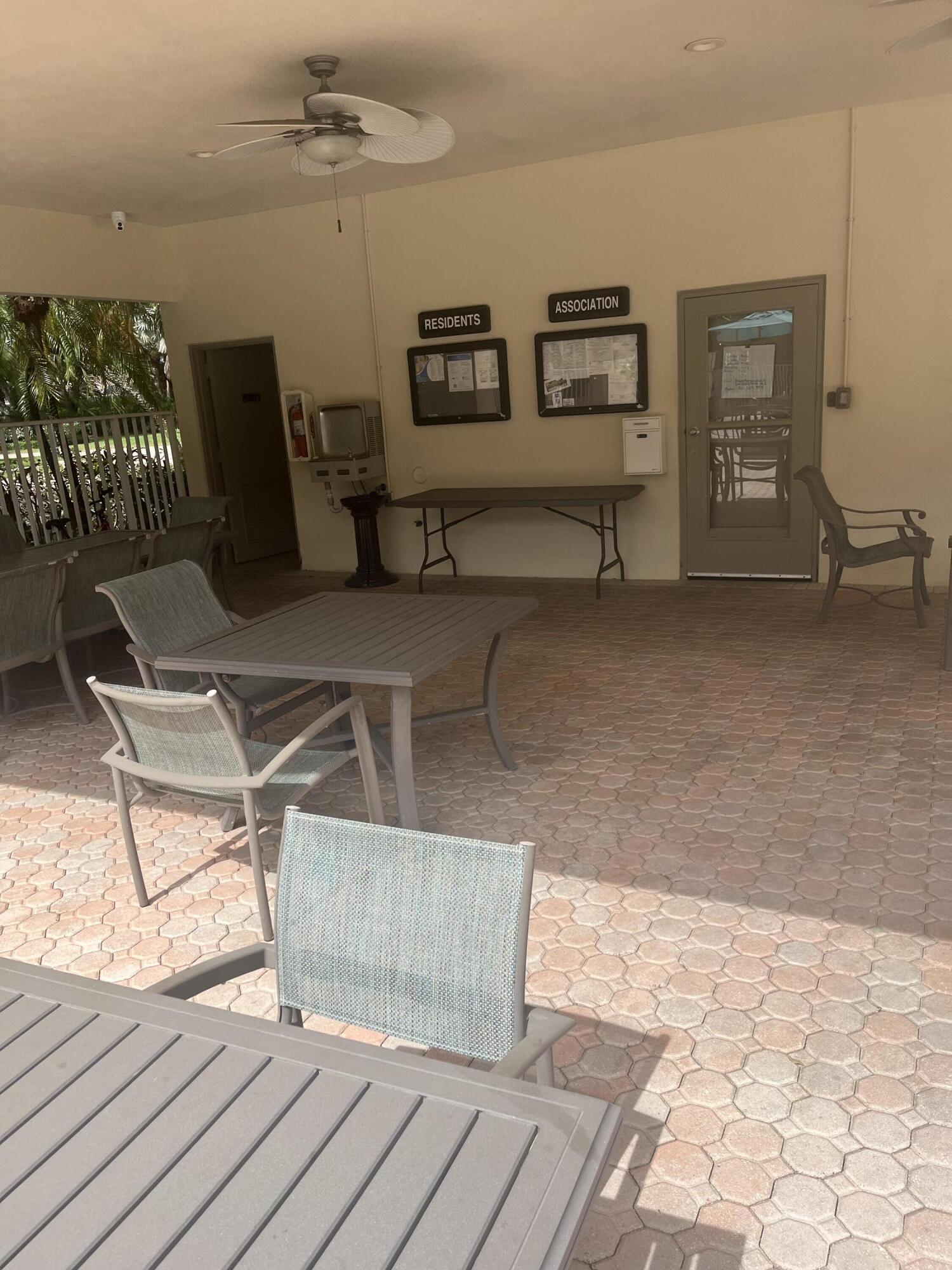 OAKS OAKS EAST 1 - Residential