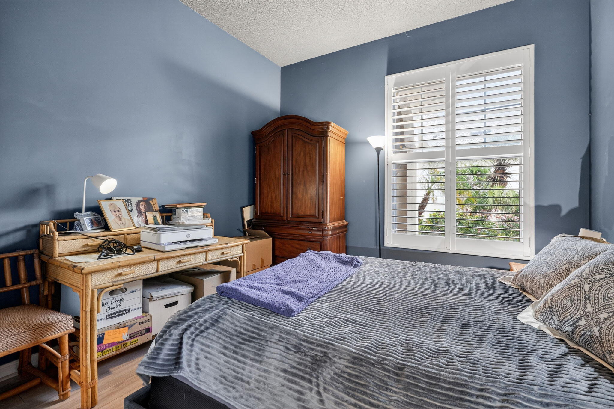 OAKS OAKS EAST 1 - Residential