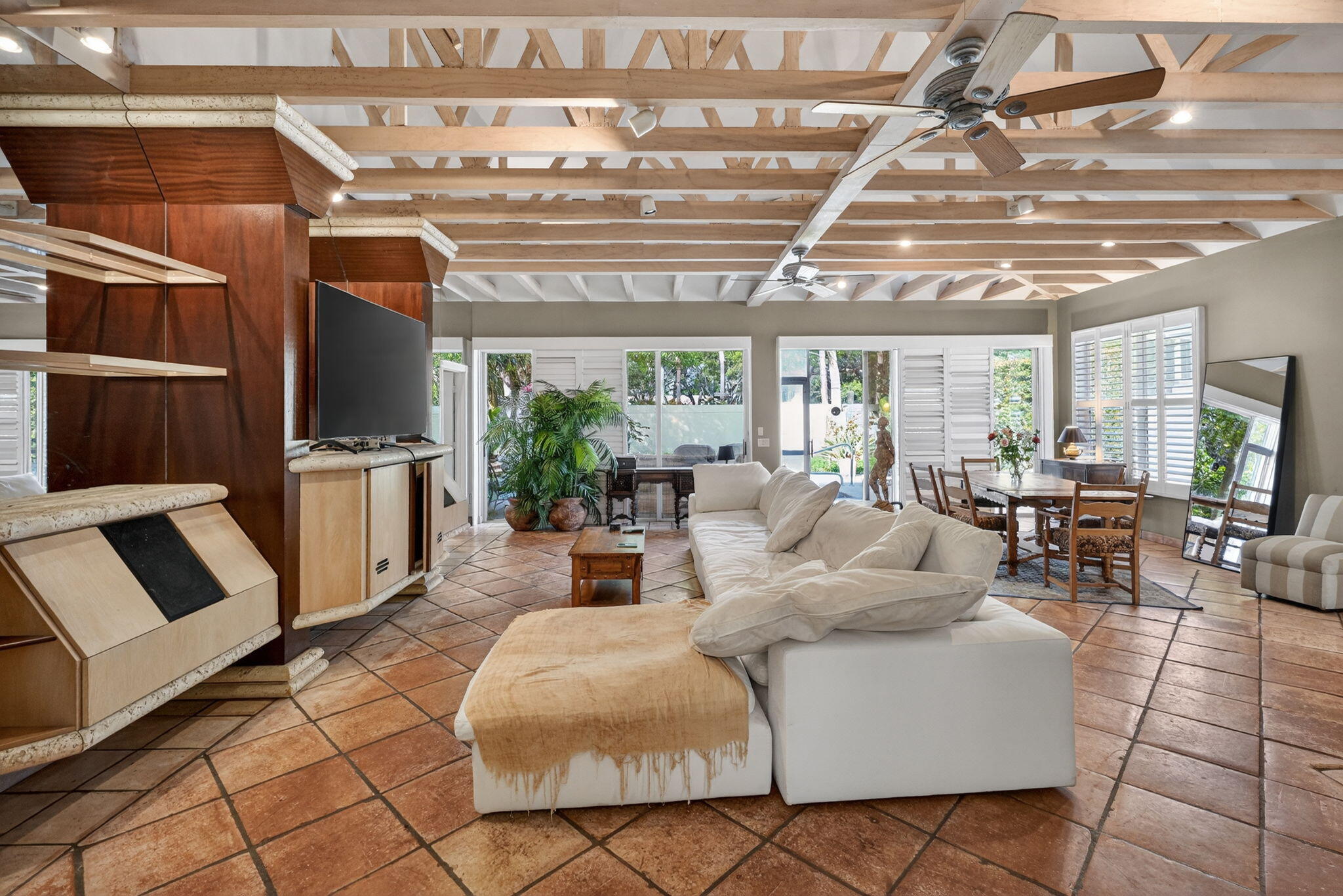 OAKS OAKS EAST 1 - Residential