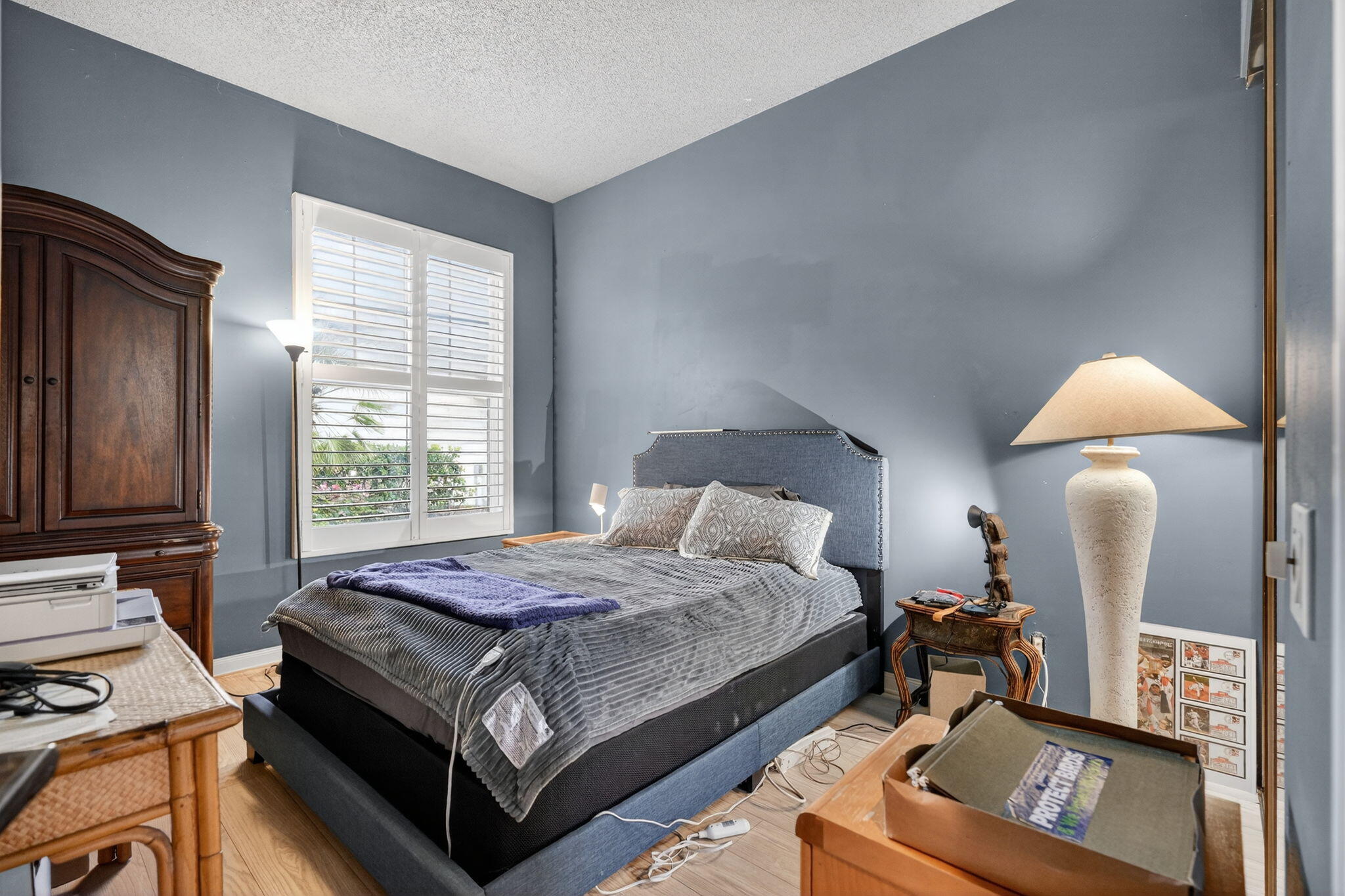 OAKS OAKS EAST 1 - Residential