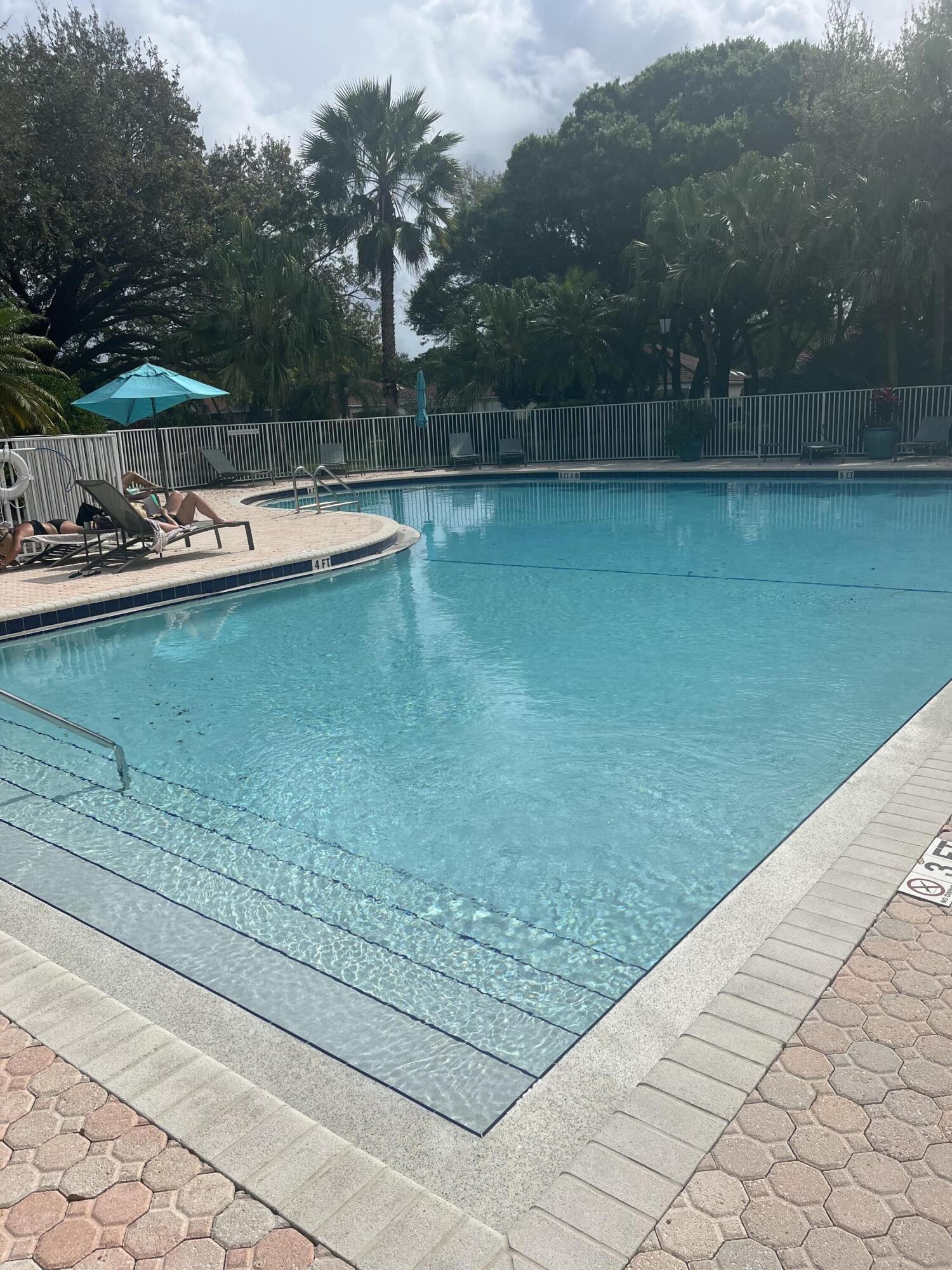 OAKS OAKS EAST 1 - Residential