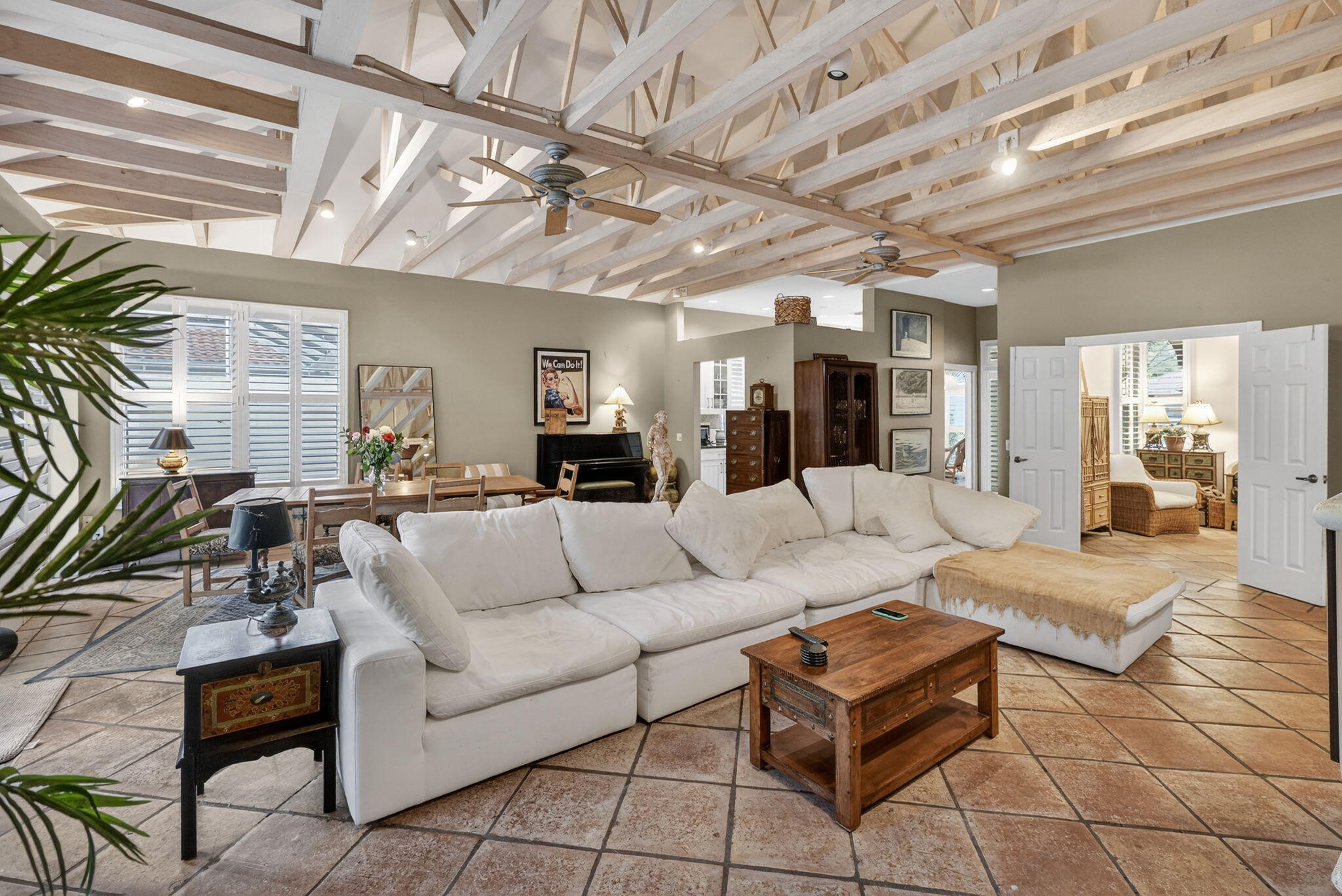 OAKS OAKS EAST 1 - Residential