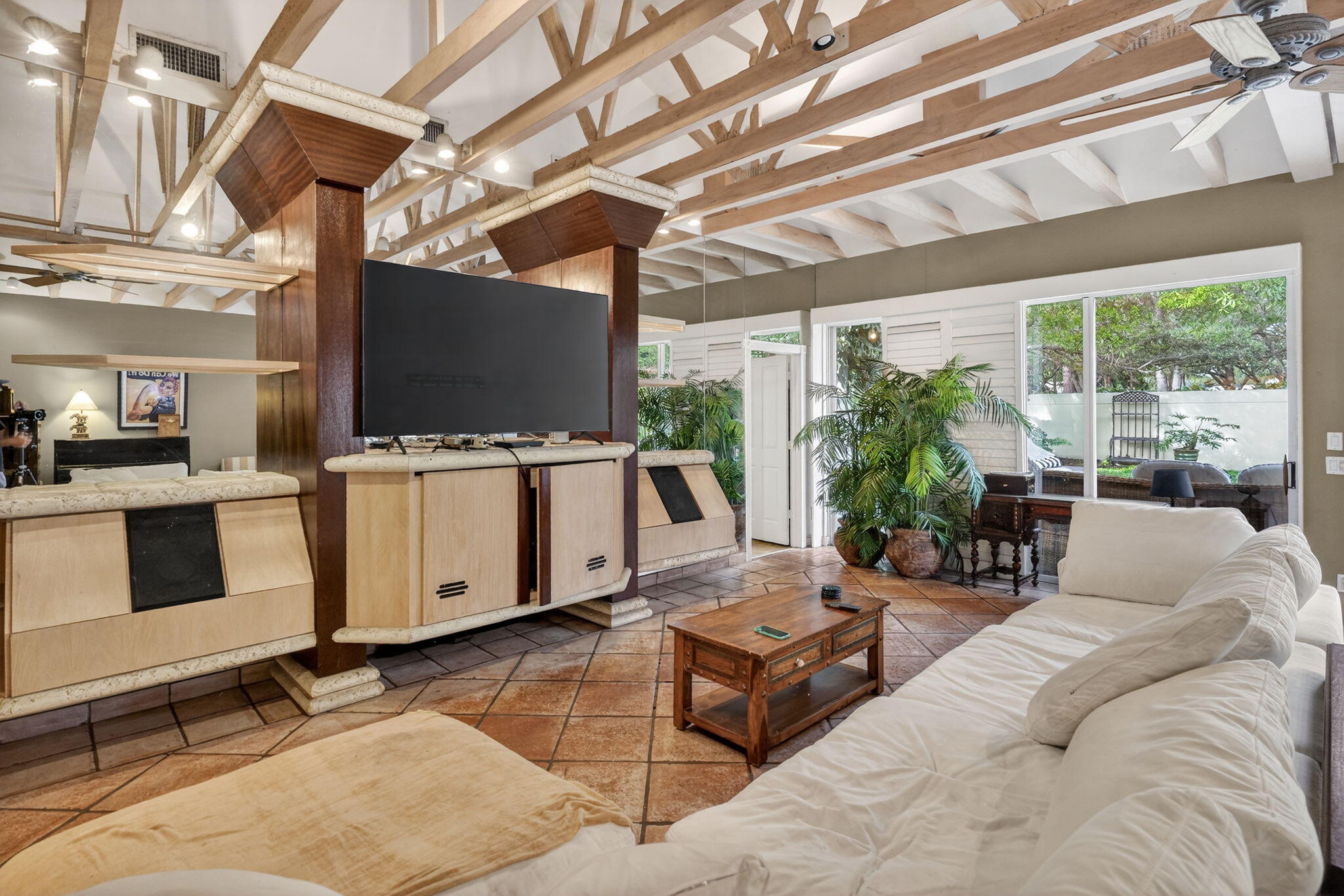 OAKS OAKS EAST 1 - Residential