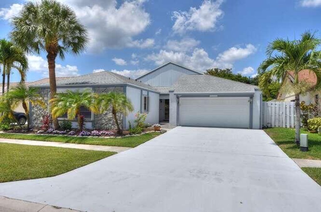 Photo of 11405 Whisper Lake Way, Boca Raton, FL 33428 (MLS # R11092815)