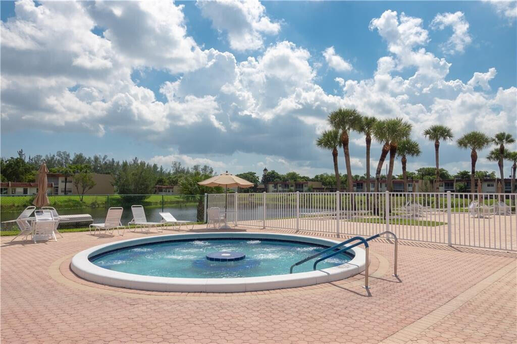GOLDEN LAKES VILLAGE CONDO 1 THRU 13-A - Residential