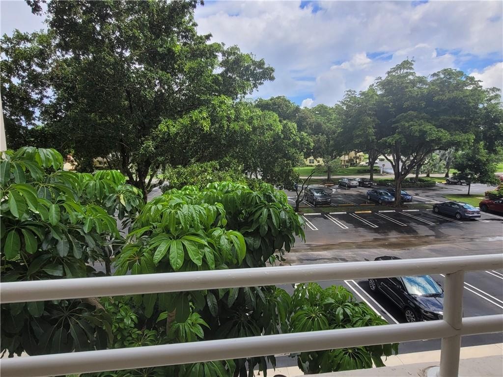 Palm Aire - Residential